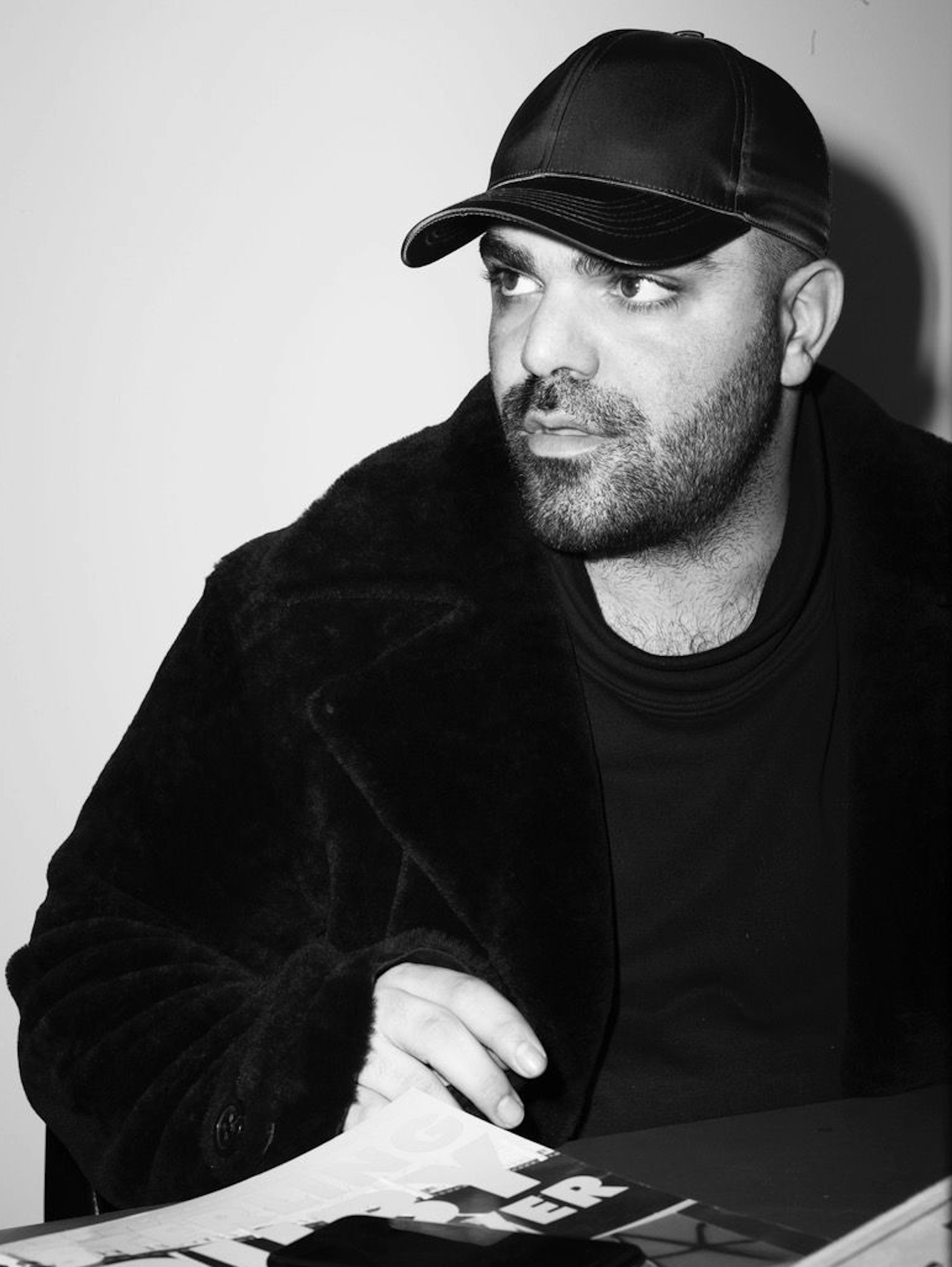 Mumi Haiati ist Inhaber der international agierenden PR-Agentur Reference Studios. Mit dem interdisziplinären Reference Festival und dem Nachwuchswettbewerb Reference Incubator setzt er sich aktiv für Berlin als Modestandort sowie die Nachwuchsförderung ein. Sein Netzwerk bildet eine Schnittstelle zwischen Berlin und den Top-Playern der Modebranche weltweit.