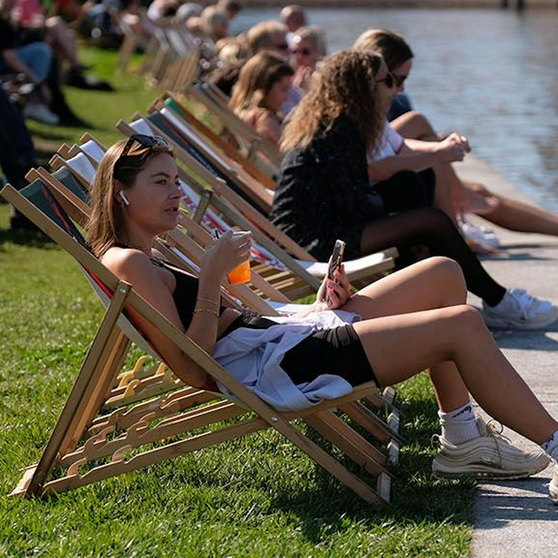 Verrücktes Wetter: Eisiger Kälteeinbruch mit Schnee oder Sommer im September? SO CHAOTISCH sind die Prognosen für die kommende Woche!