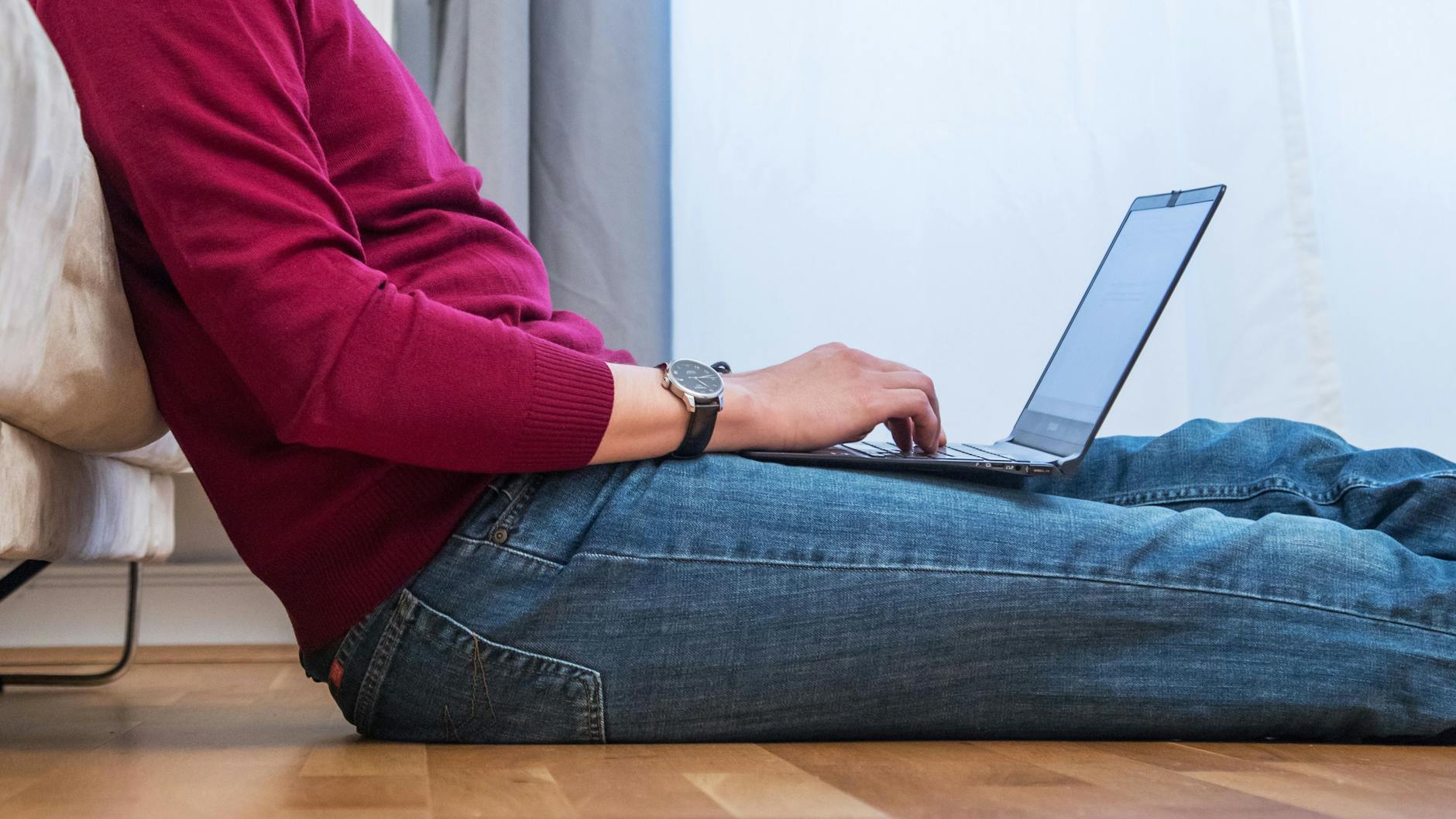 Allein mit dem Rechner im Netz für sehr, sehr lange Zeit. Keine gute Idee. 