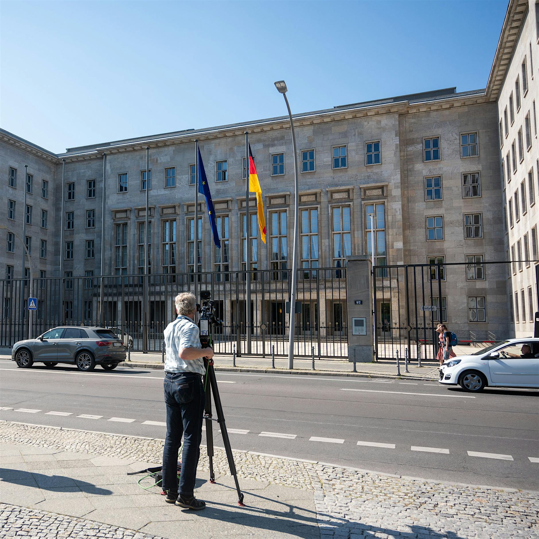 War die Razzia bei Scholz politisch motiviert?