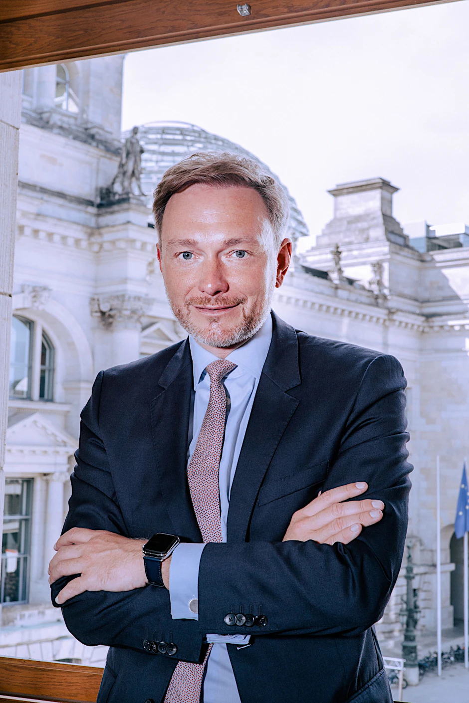 Christian Lindner in seinem Büro im Paul-Löbe-Haus
