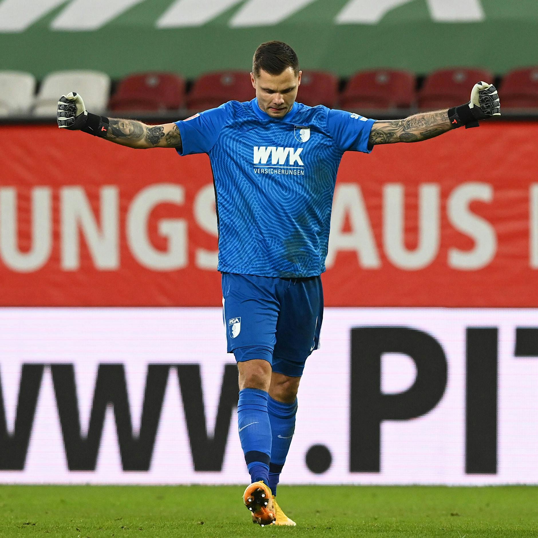 Los, Unioner: Haut Augsburg die Puppenkiste voll!