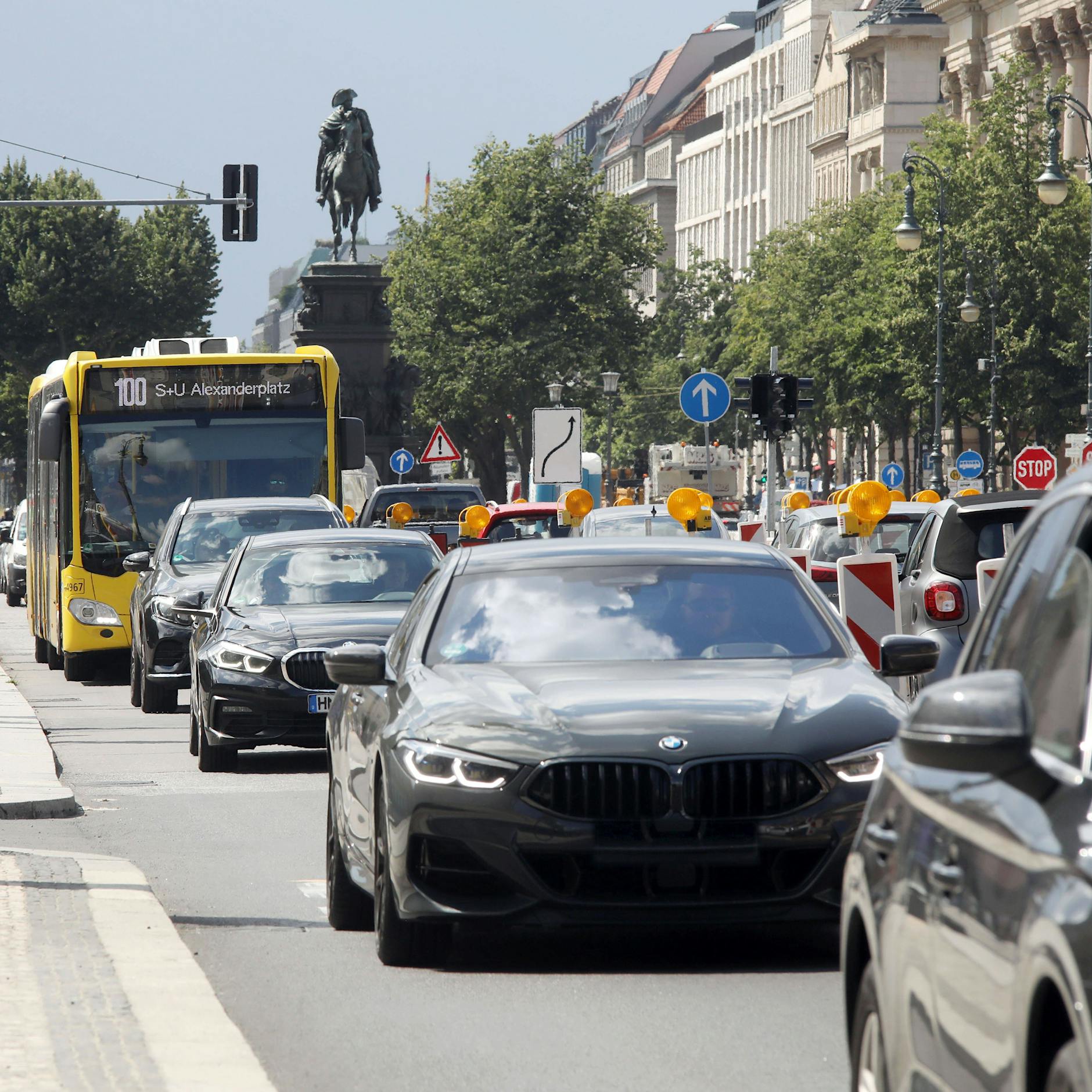 Carsharing-Idioten, Baustellen-Marathon: 10 DINGE, die am Berliner Straßenverkehr kolossal nerven