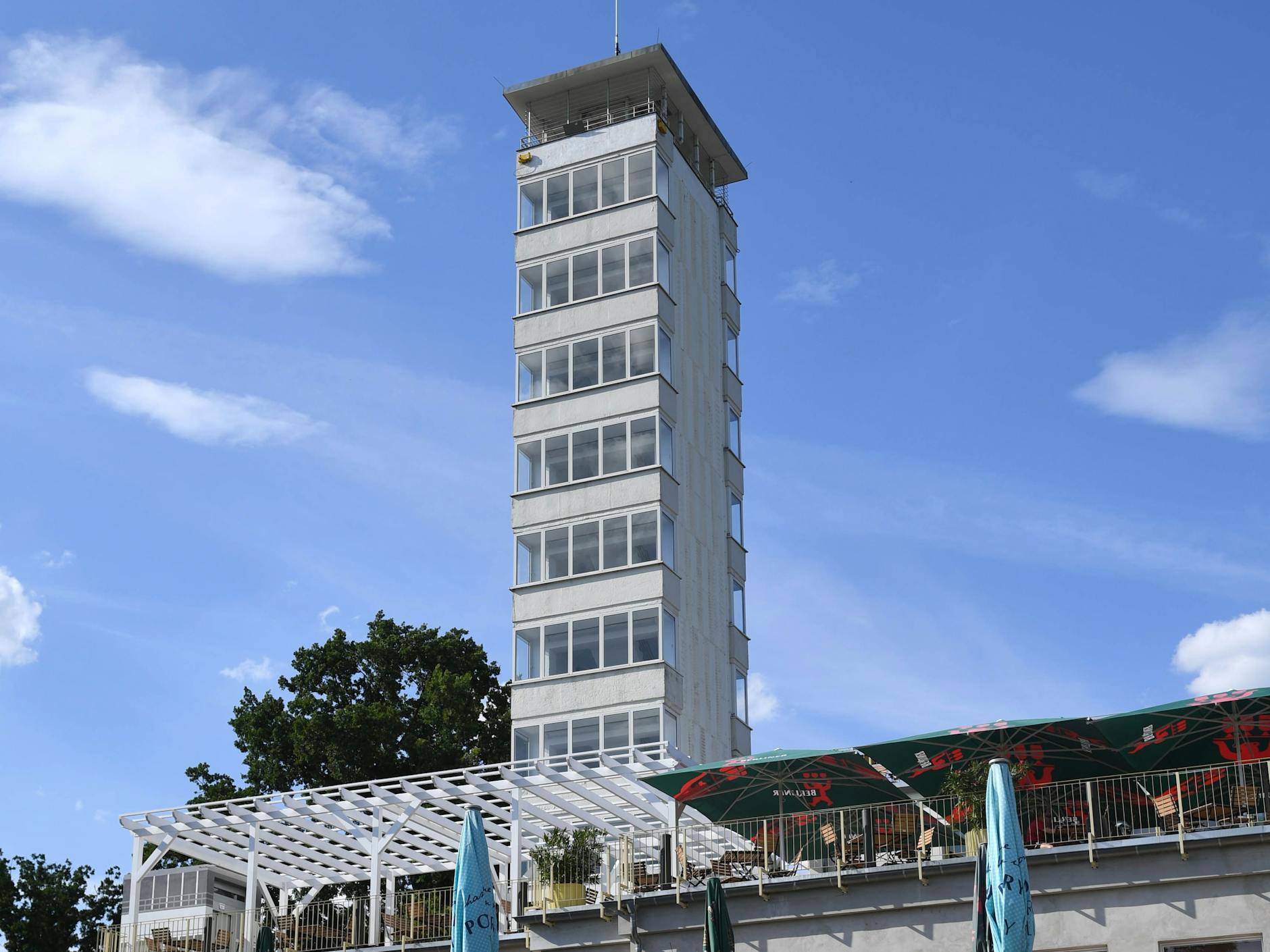 Der Müggelturm ist ein Wahrzeichen von Treptow-Köpenick und ein beliebtes Ausflugsziel.