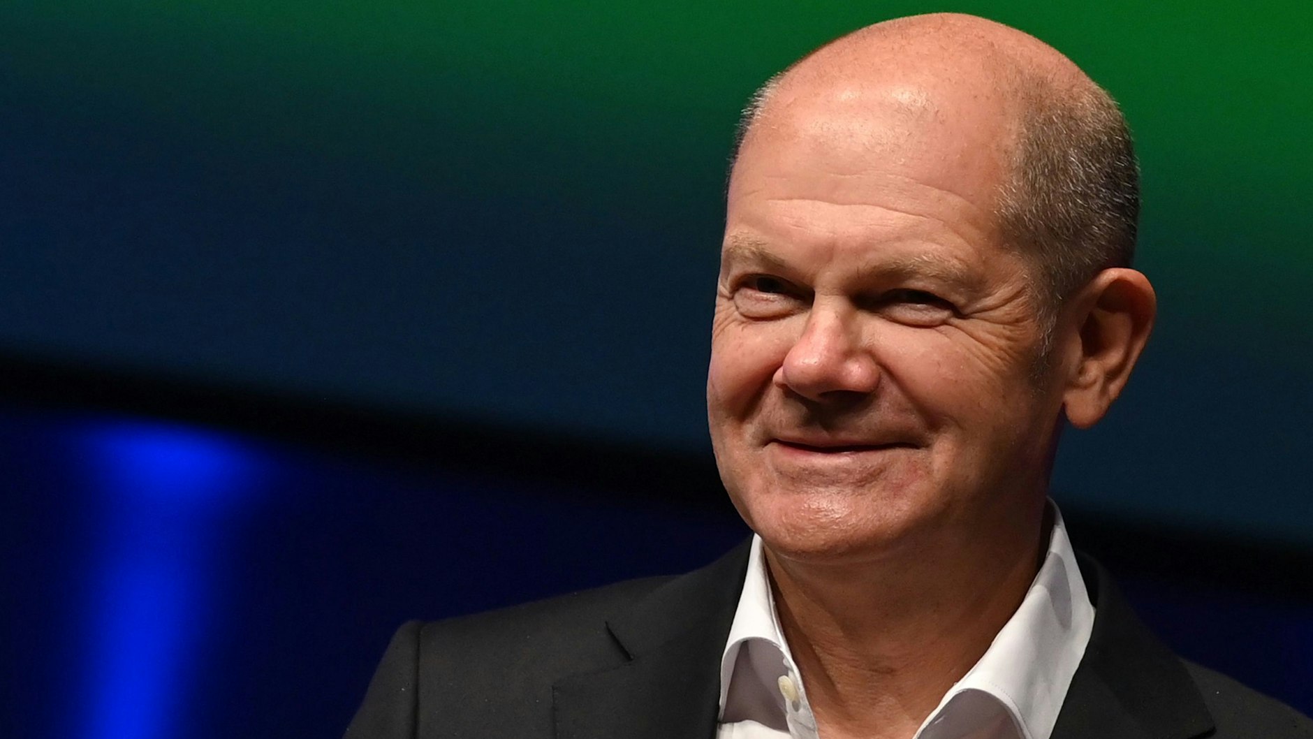 Kanzlerkandidat Olaf Scholz (SPD) lächelt sich derzeit durch den Wahlkampf.&nbsp;