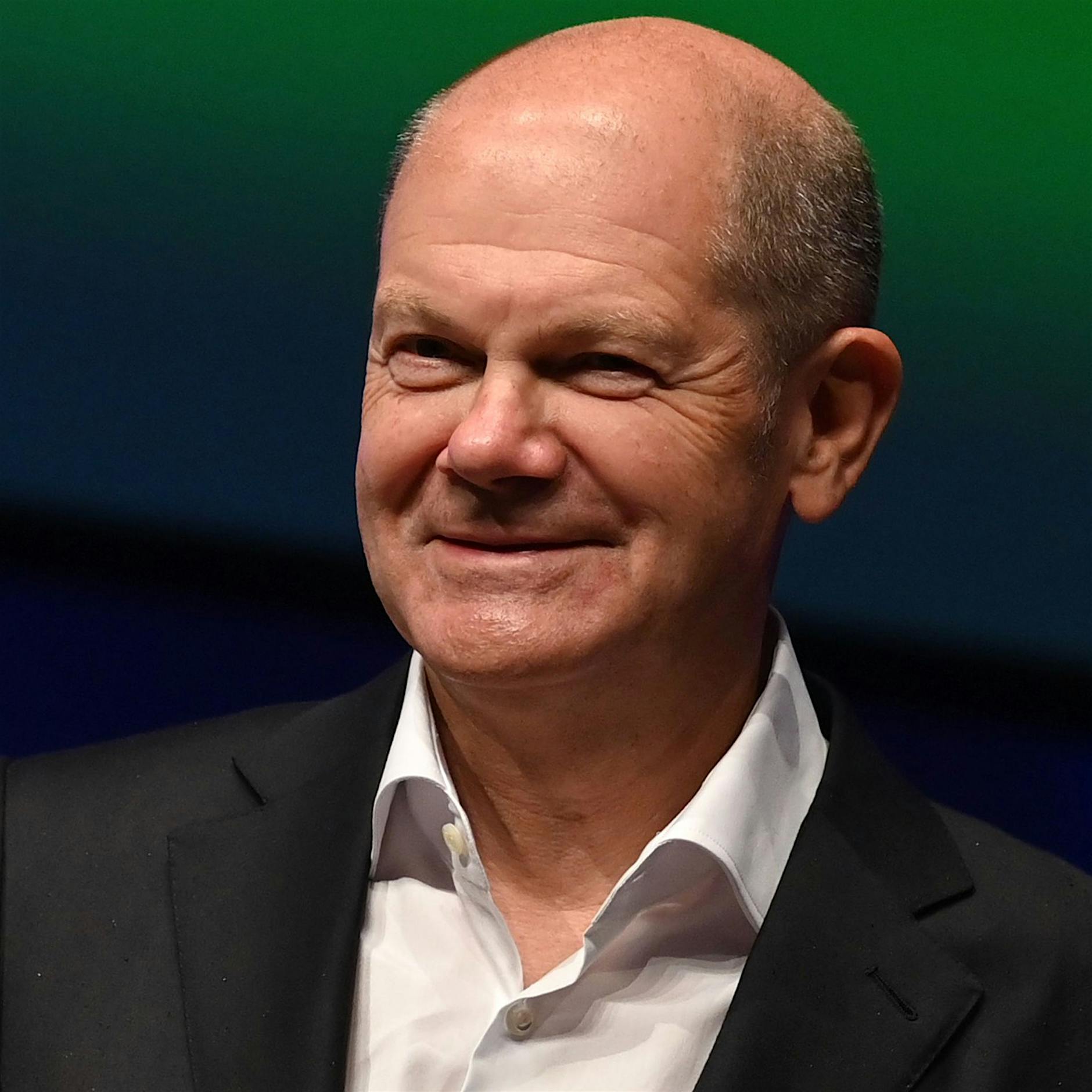 Olaf Scholz: Mit schlumpfigem Grinsen ins Kanzleramt?