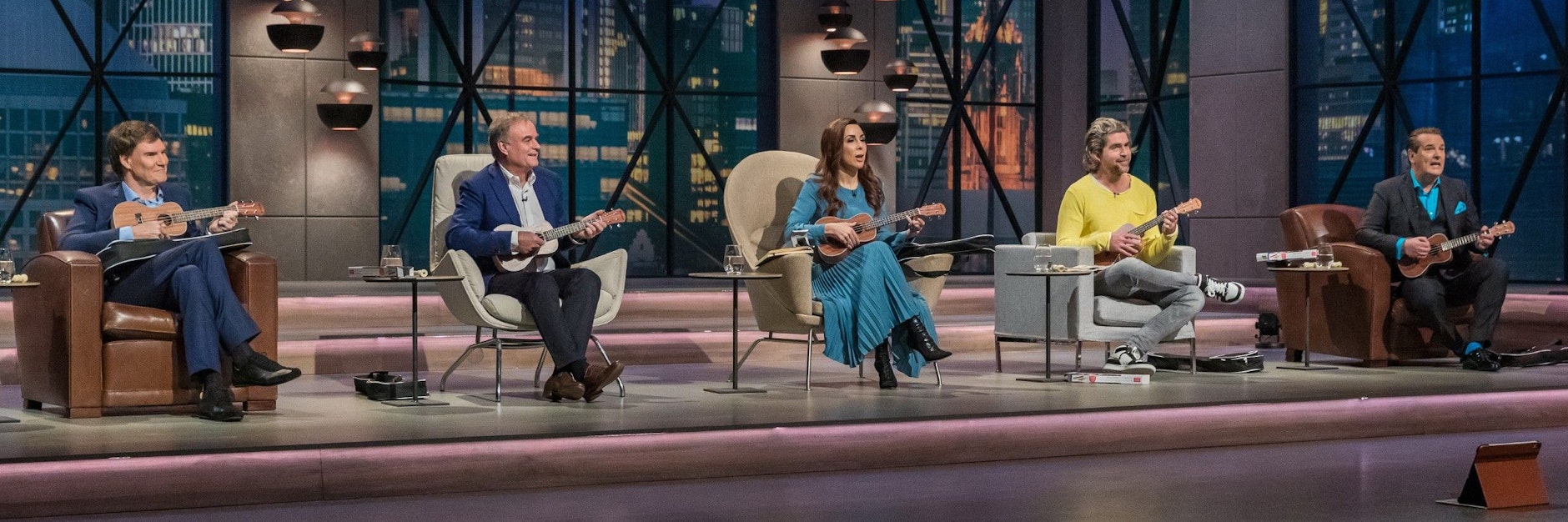 Bei „Die Höhle der Löwen“ stellen junge Gründer den Star-Unternehmern ihre Konzepte vor.