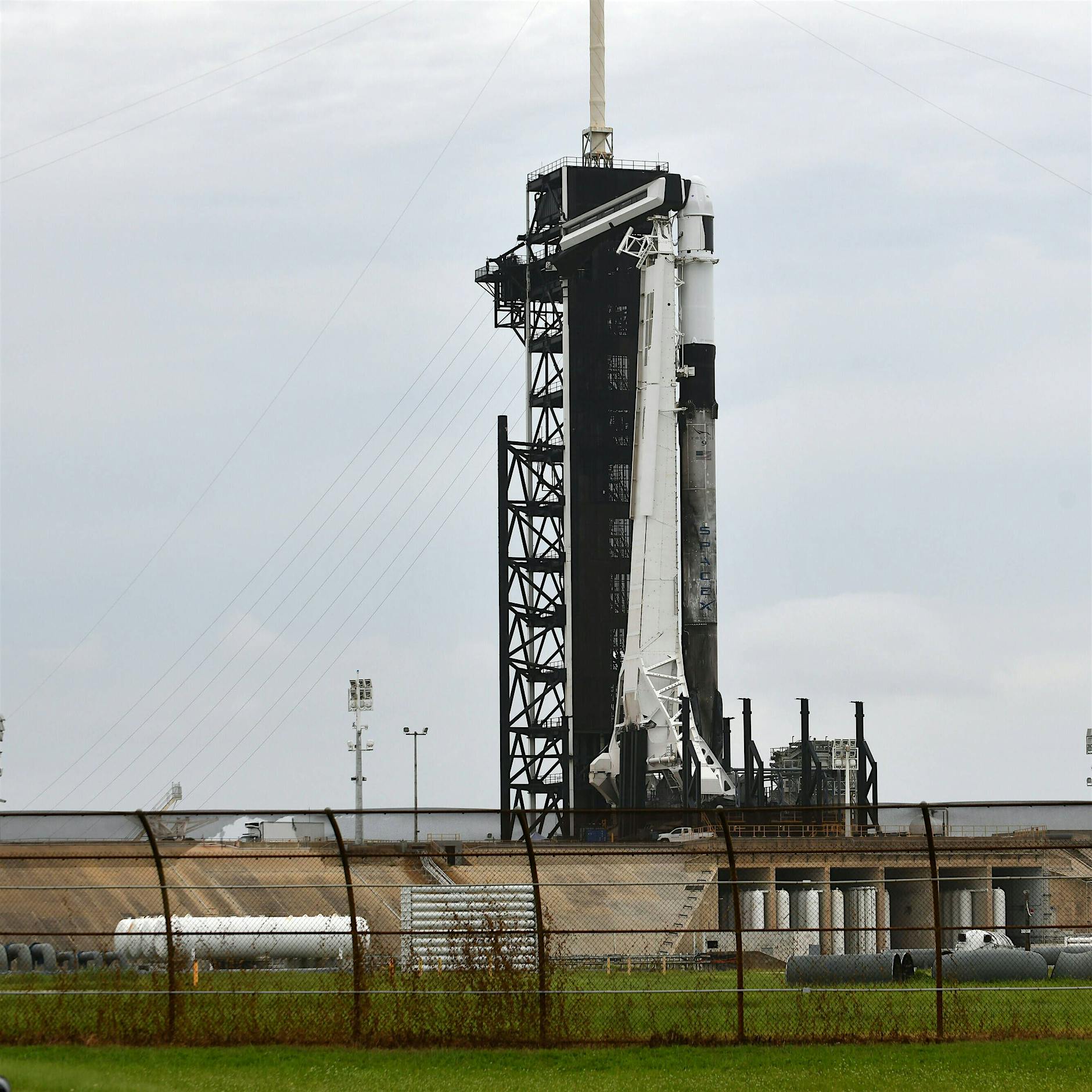 Raumfahrt: SpaceX schickt erstmals Zivilisten in Umlaufbahn der Erde