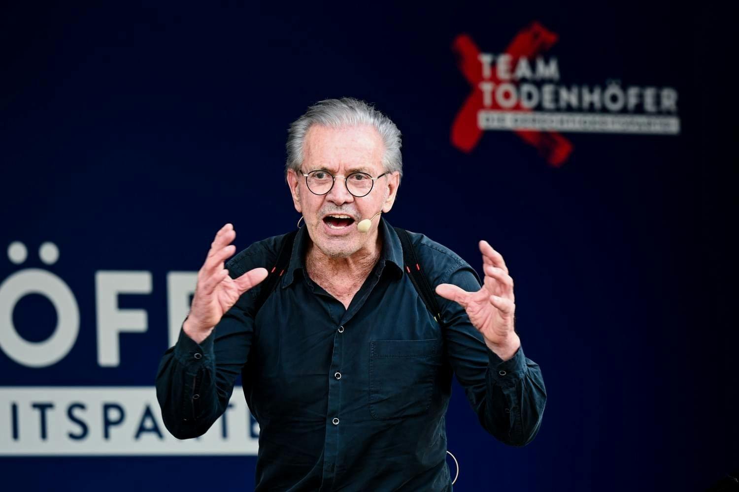 Auf den Spuren Gandhis? Jürgen Todenhöfer will es noch einmal wissen. 