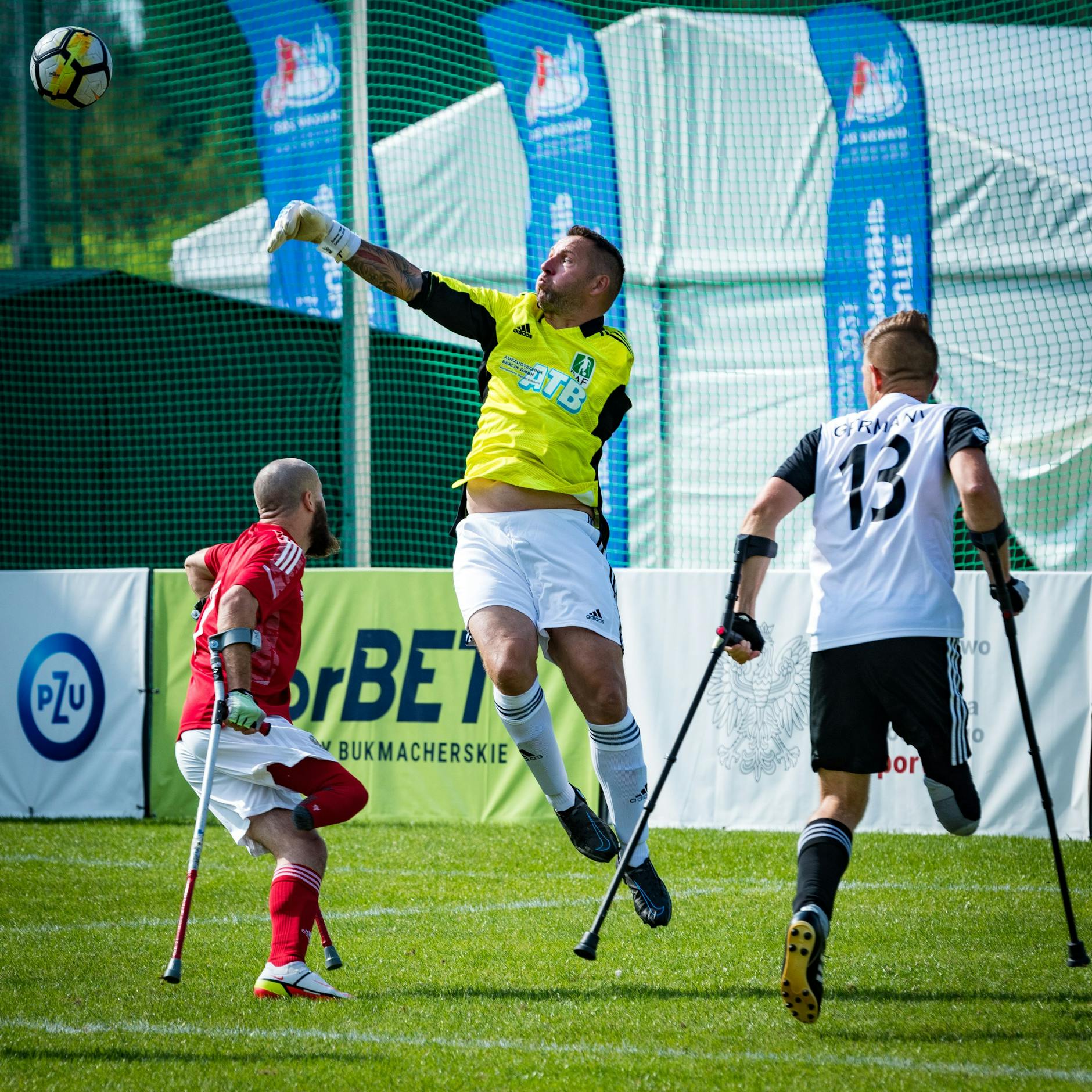 Andreas Lehmann ist Torwart in der deutschen Nationalmannschaft der Amputierten Fußballer.