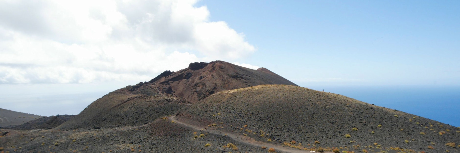Einer der Vulkane von Cumbre Vieja, einem Gebiet im Süden der Insel La Palma, das von einem möglichen Vulkanausbruch betroffen sein könnte.