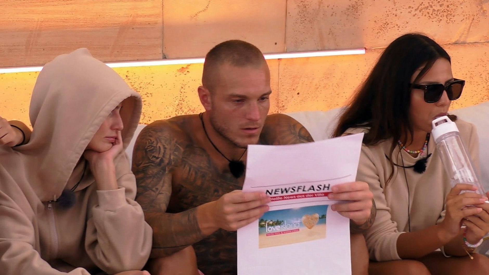 „Love Island“ Martin und Andrina sind räumlich getrennt und jetzt stellen Gerüchte ihr Couple