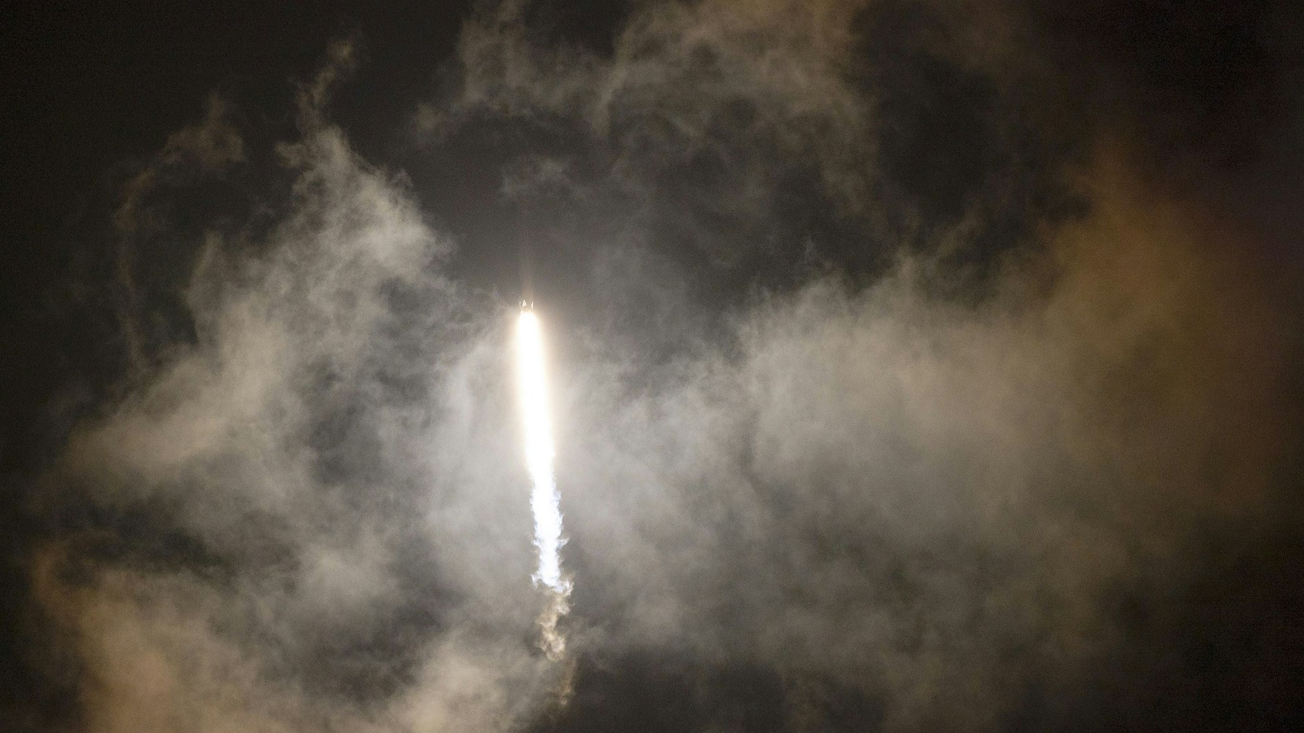 Vier Touristen sind mit der Rakete Falcon 9 in die Erdumlaufbahn geflogen.&nbsp;