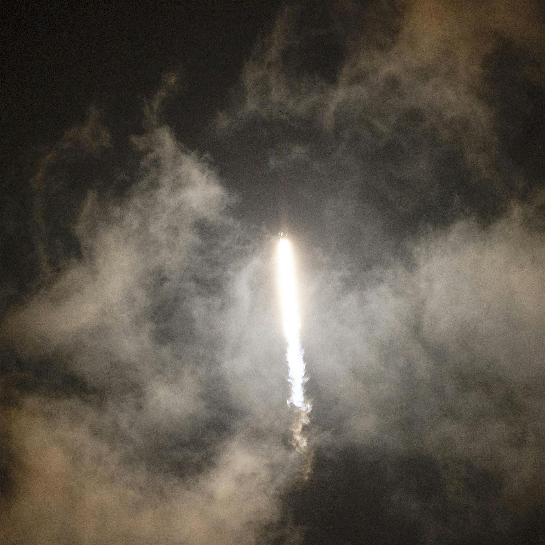 Touristen fliegen erstmals mit Musk-Unternehmen SpaceX ins All