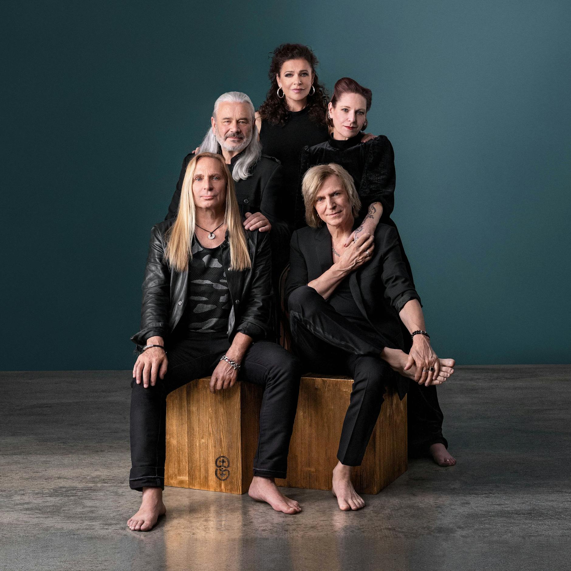 Die aktuelle Silly-Besetzung: Uwe Hassbecker, Jäcki Reznicek, Julia Neigel, Anna R. und Ritchie Barton.