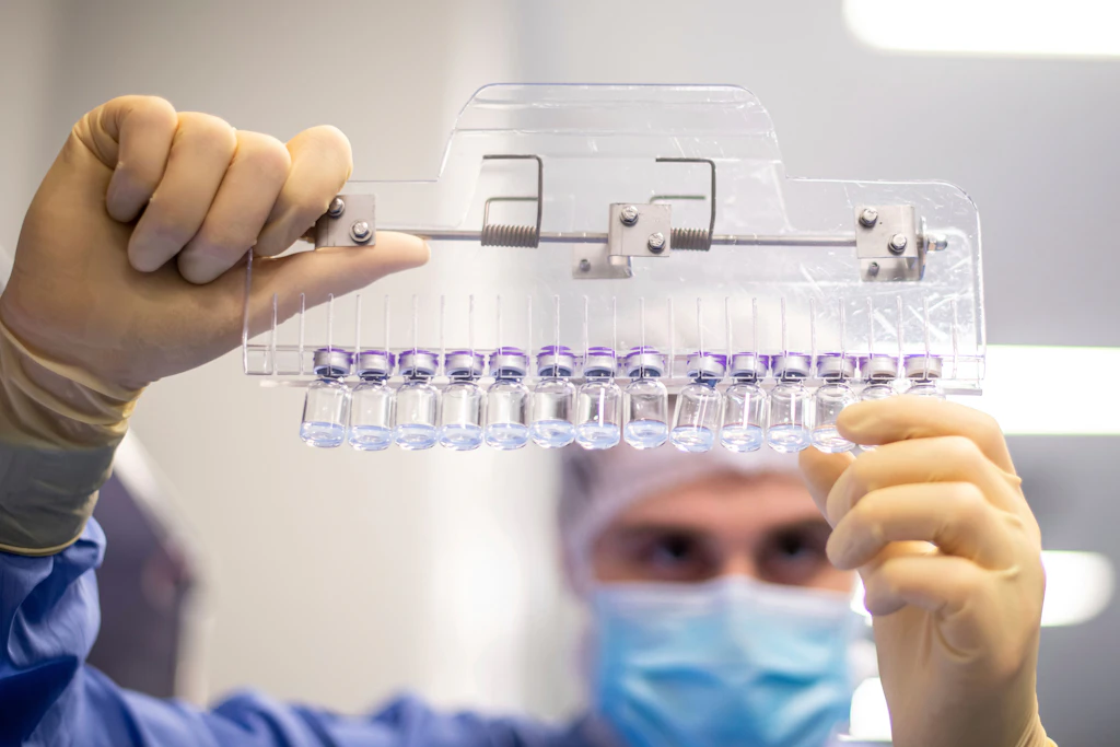 Biontech/Pfizer: Wirksamkeit nimmt alle zwei Monate um sechs Prozent ab