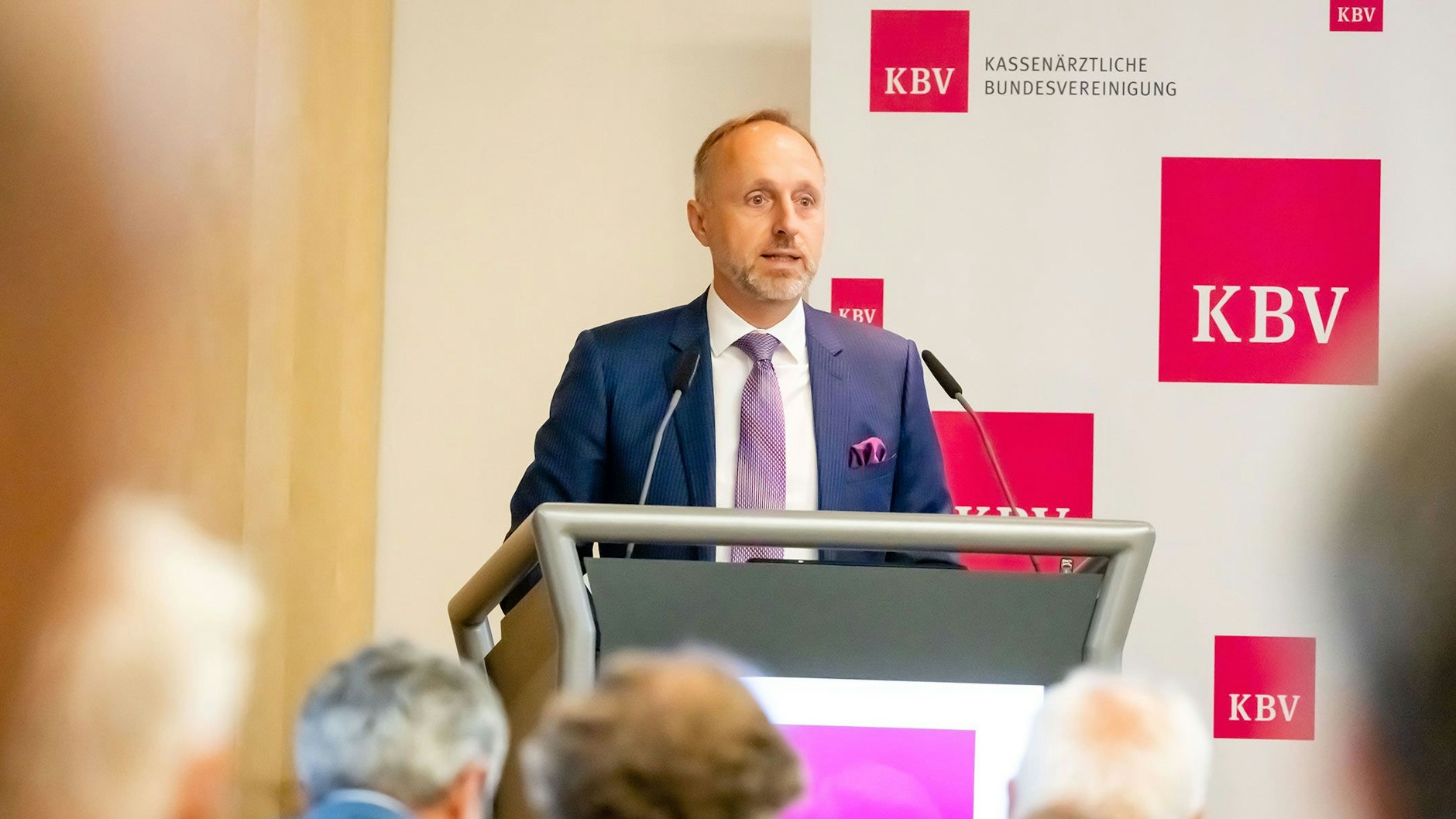 Dr. Stephan Hofmeister