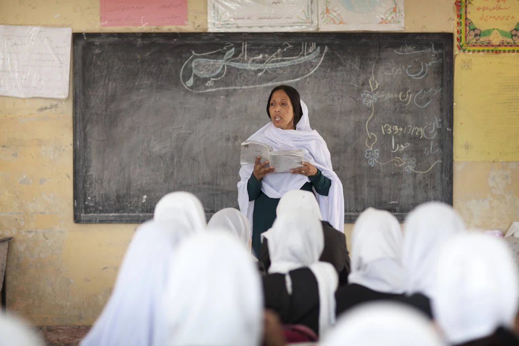 Afghanistan: Mädchen dürfen nicht auf weiterführende Schulen gehen