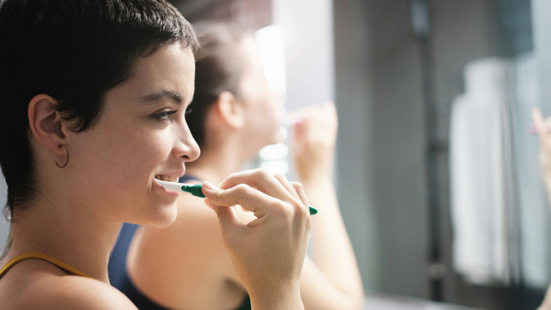 Auch Ihre Zähne könne Sie mit Backpulver putzen. 