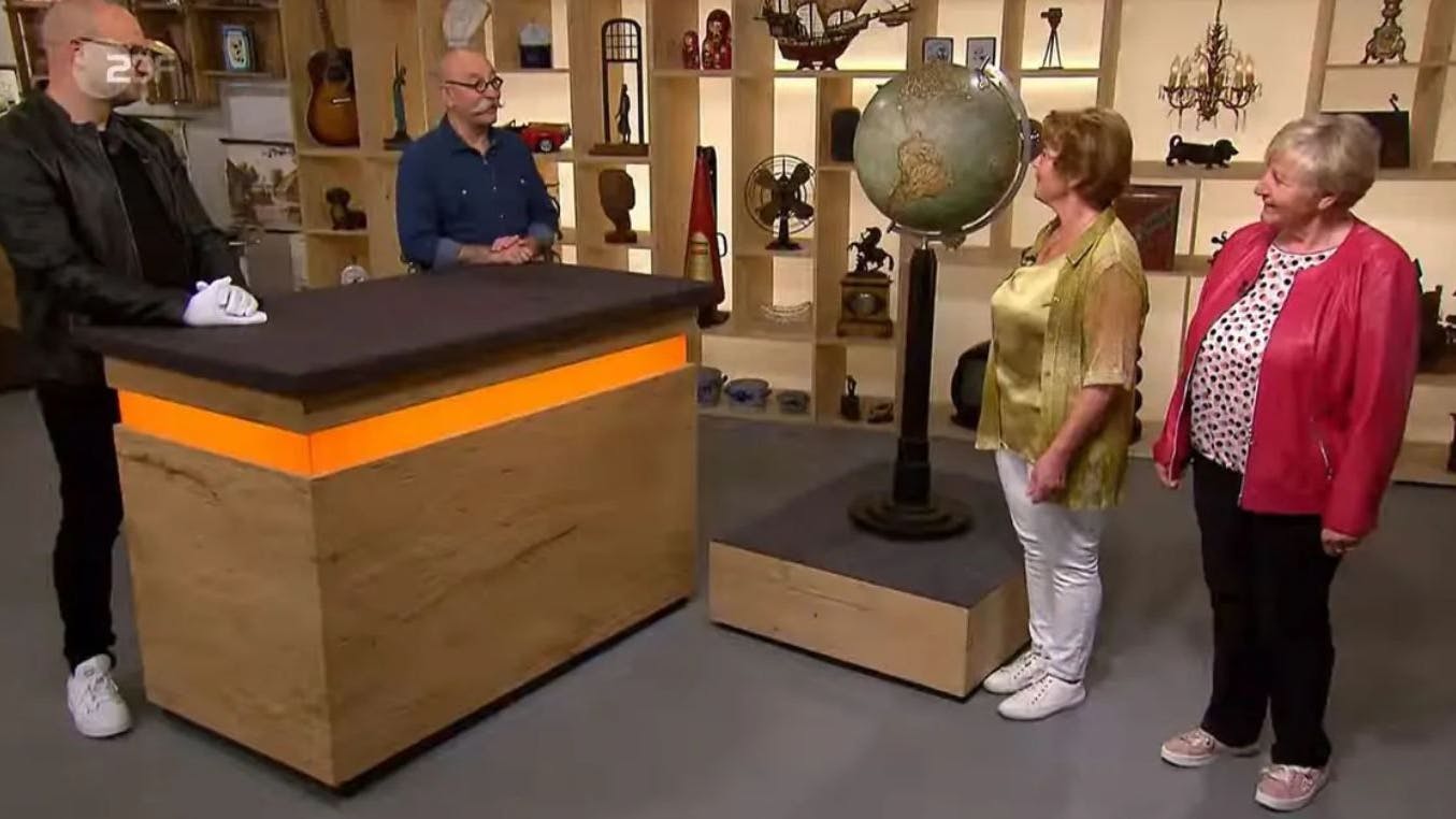 Bares für Rares-Experte Sven Deutschmanek erklärt, warum der Globus so besonders ist.