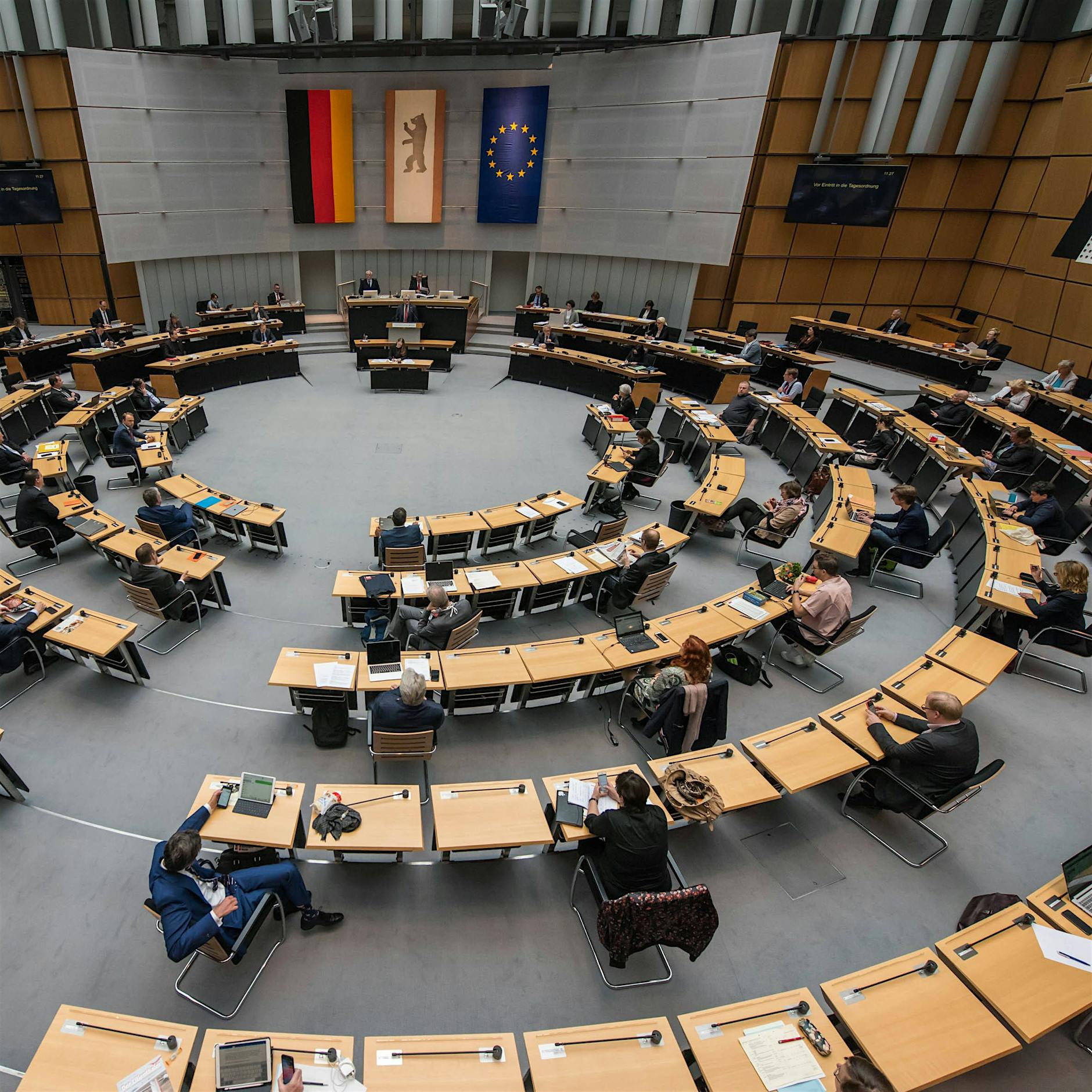 Abgeordnetenhaus: Die Politiker verdienen bald noch mehr als bisher