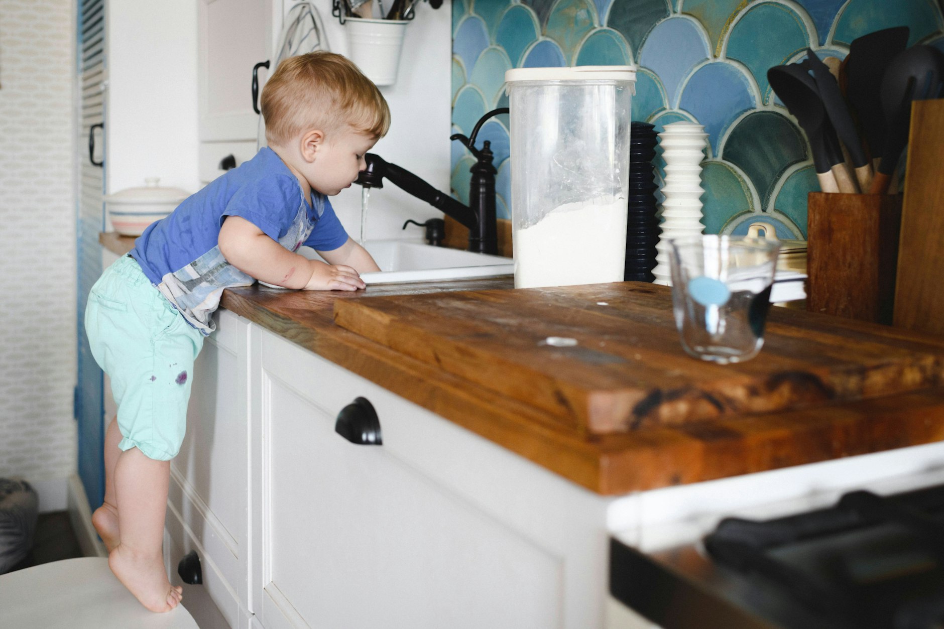 Kinder, Haushalt, Job: In Familien gibt es viel zu organisieren und zu erledigen. Meistens übernehmen Frauen mehr Care Arbeit als ihre Partner.