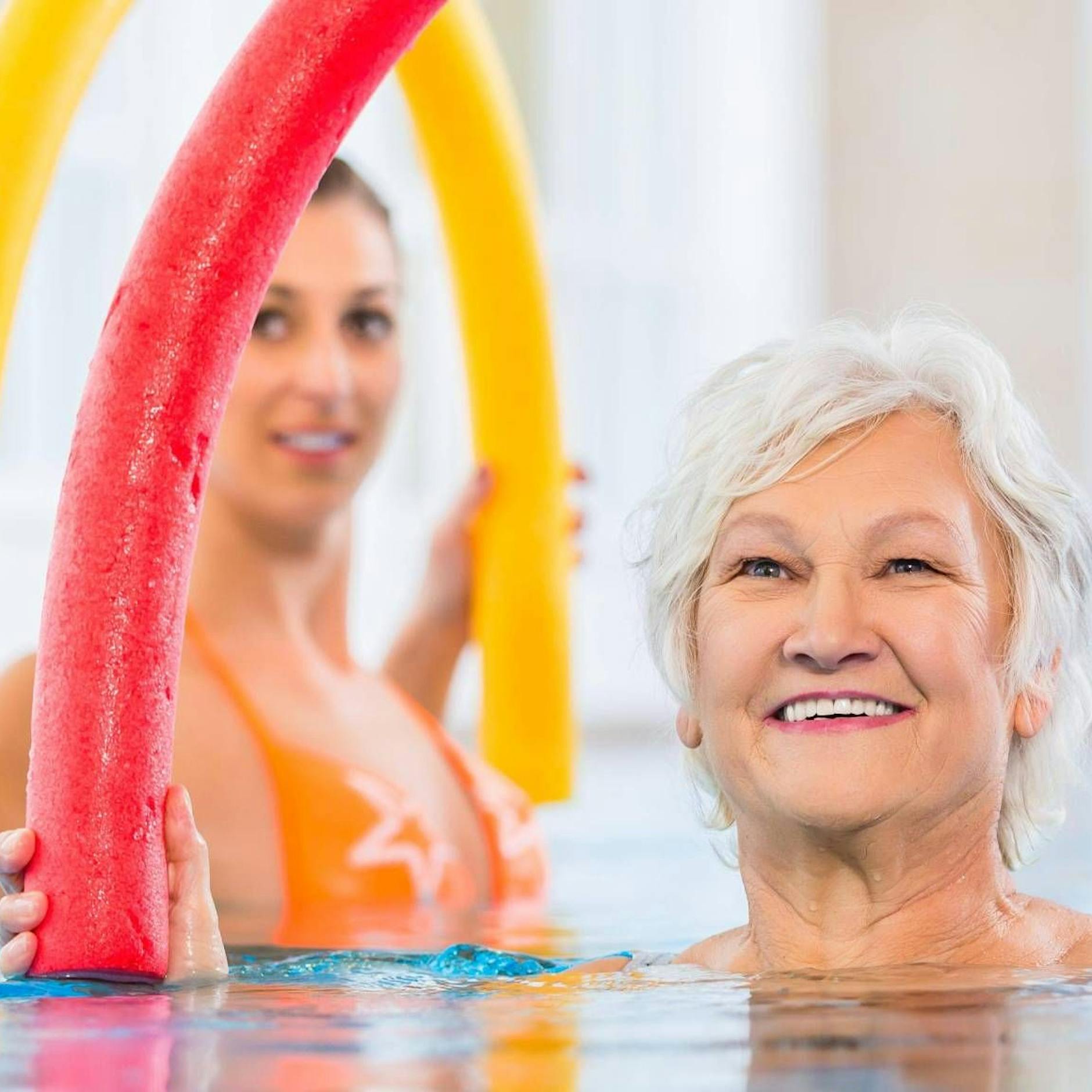 Der Herbst kommt und der Körper beginnt zu knarzen: DAS können Sie gegen Gelenkschmerzen tun!