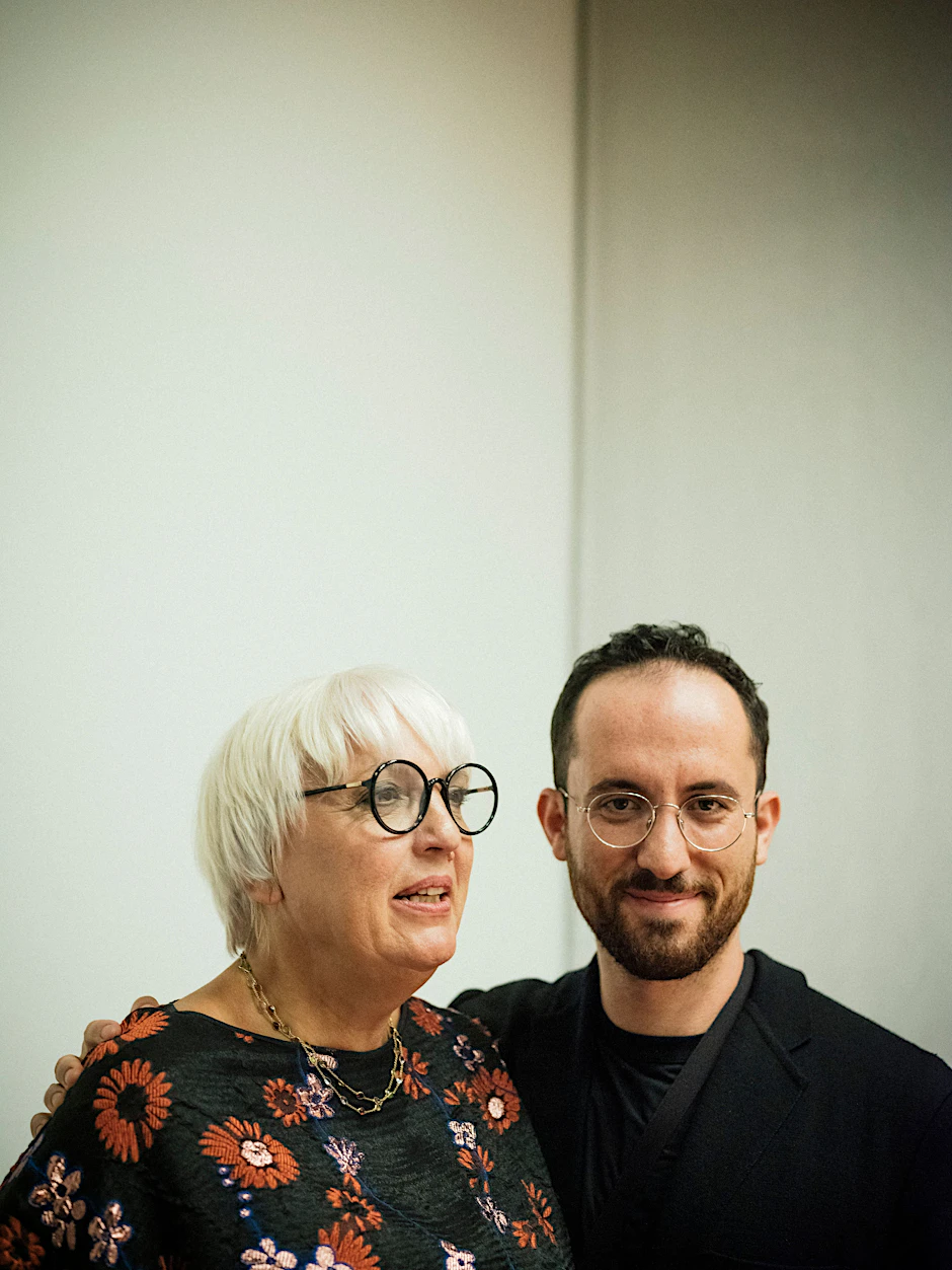 Claudia Roth, Vizepräsidentin des Deutschen Bundestags, mit dem Pianisten und ifa-Preisträger Igor Levit