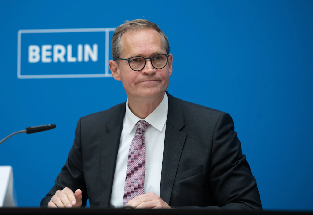 Berlins Bürgermeister Müller: Keine Abschaffung aller Corona-Maßnahmen