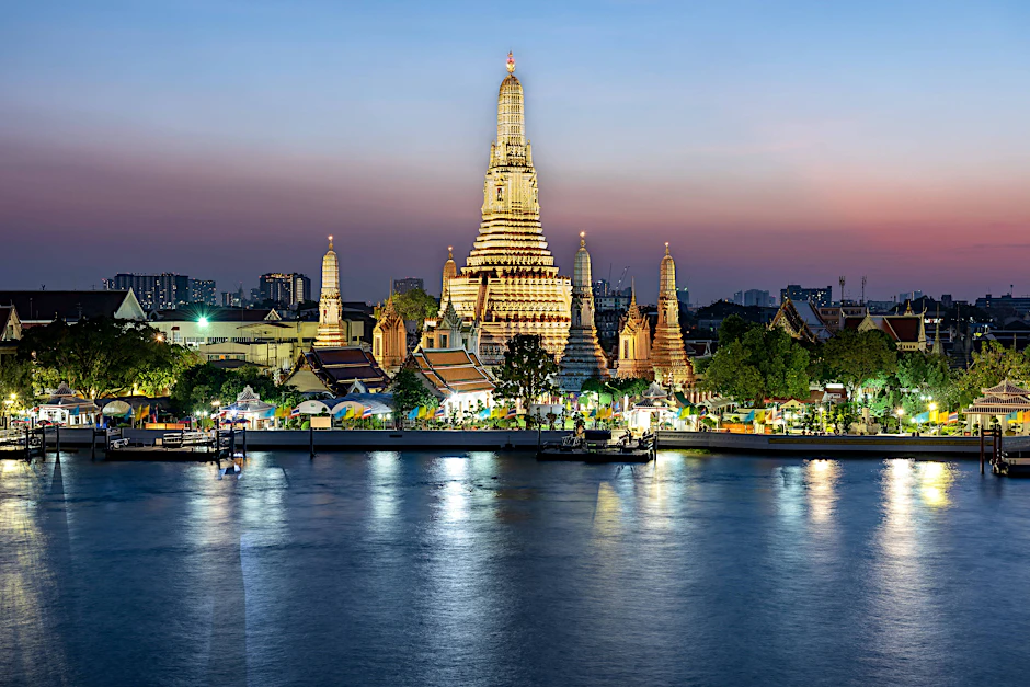 Der Zheng Wang Tempel ist einer von vielen Besuchermagneten in Thailand. Ab November können ausländische Touristen womöglich wieder Urlaub in Bangkok machen.&nbsp;