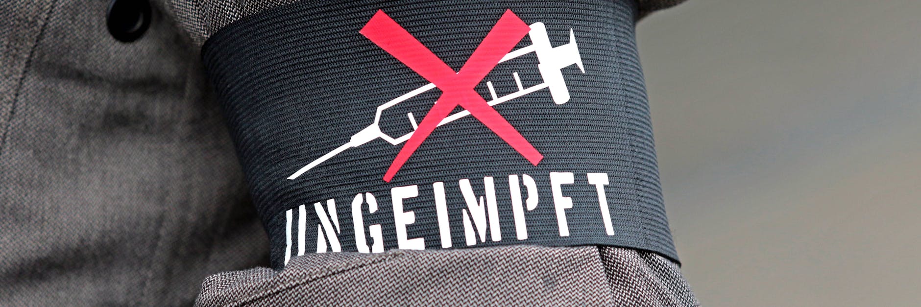 Für Ungeimpfte werden die Zeiten härter, auch Kassenbeiträge könnten steigen.