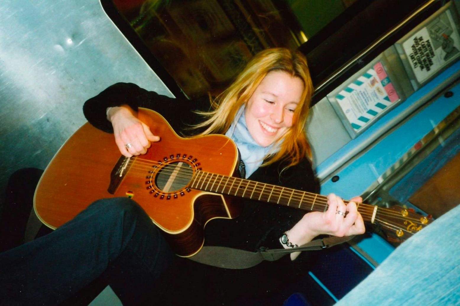 Franziska Giffey 2003 in der Pariser Metro.<br>