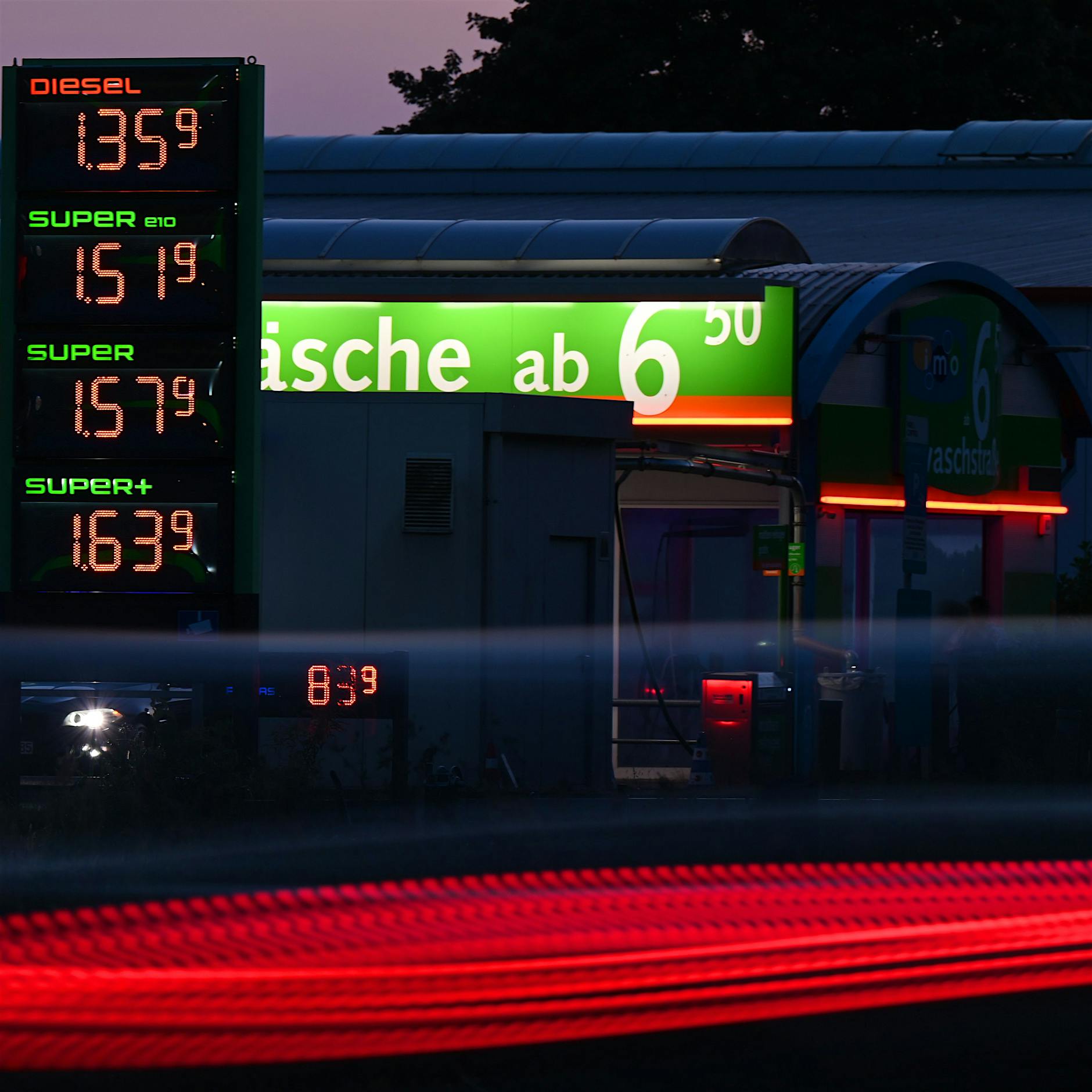 Sprit immer teurer: Benzinpreis erreicht Acht-Jahres-Hoch