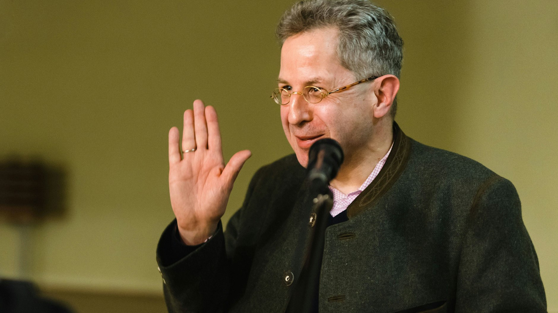 Die Personalie Hans-Georg Maaßen sorgt für Streit zwischen Karl Lauterbach und Bodo Ramelow.