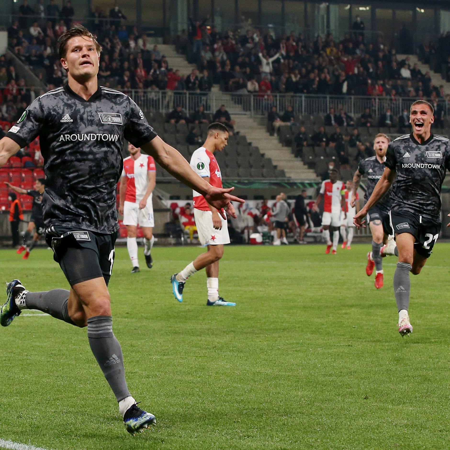 Sieben-Tore-Crash, na und? Eiserne, behaltet euren Spaß!