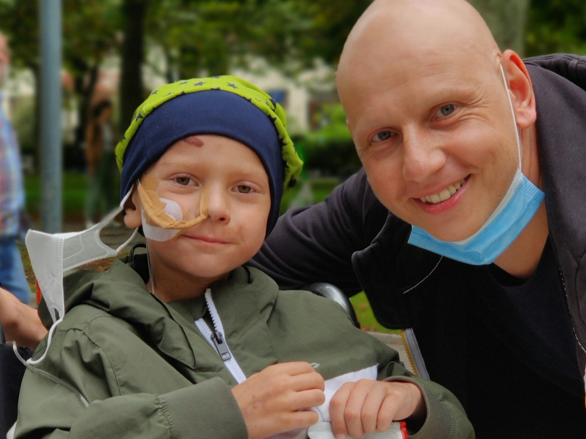 Mario Ruder läuft am Sonntag für Finn und seinen Vater Hendric. Sie sind Beide an Krebs erkrankt.