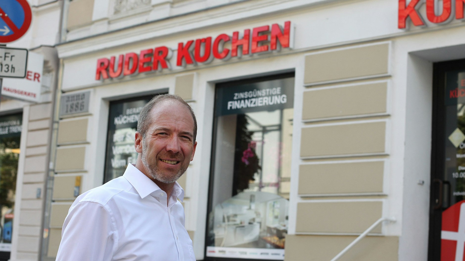Der Berliner Unternehmer Mario Ruder ist bekannt für sein wohltätiges Engagement.