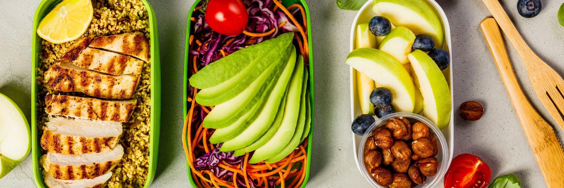 Vorzukochen ist ’ne gute Sache: Das wusste schon Oma. Heute heißt es Meal Prep und sorgt für gesunde Mahlzeiten in hektischen Zeiten.