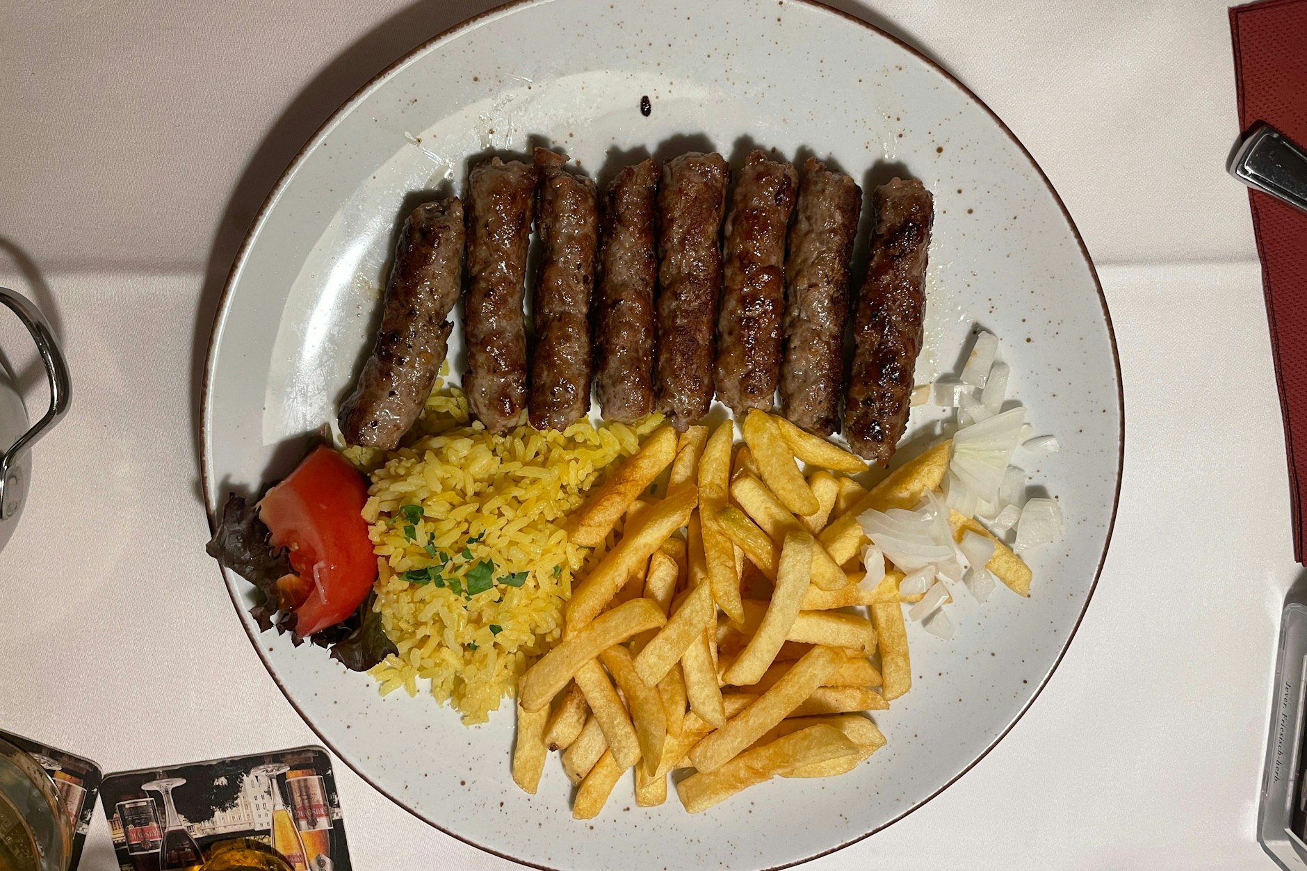 Reis und Pommes: Sehr eigenwillig, aber lecker!