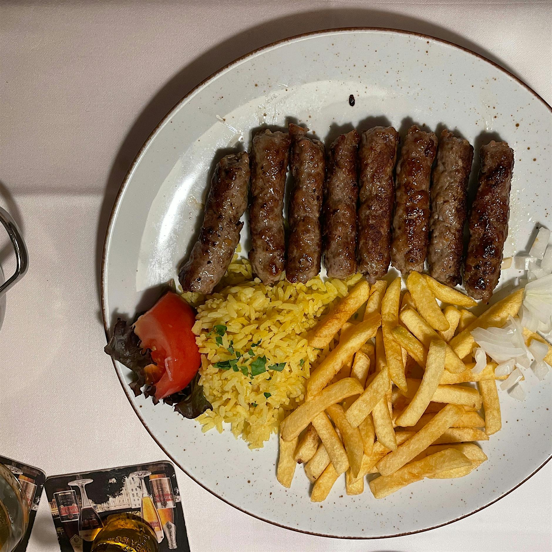 Die Suche nach dem besten Cevapcici am Blücherplatz
