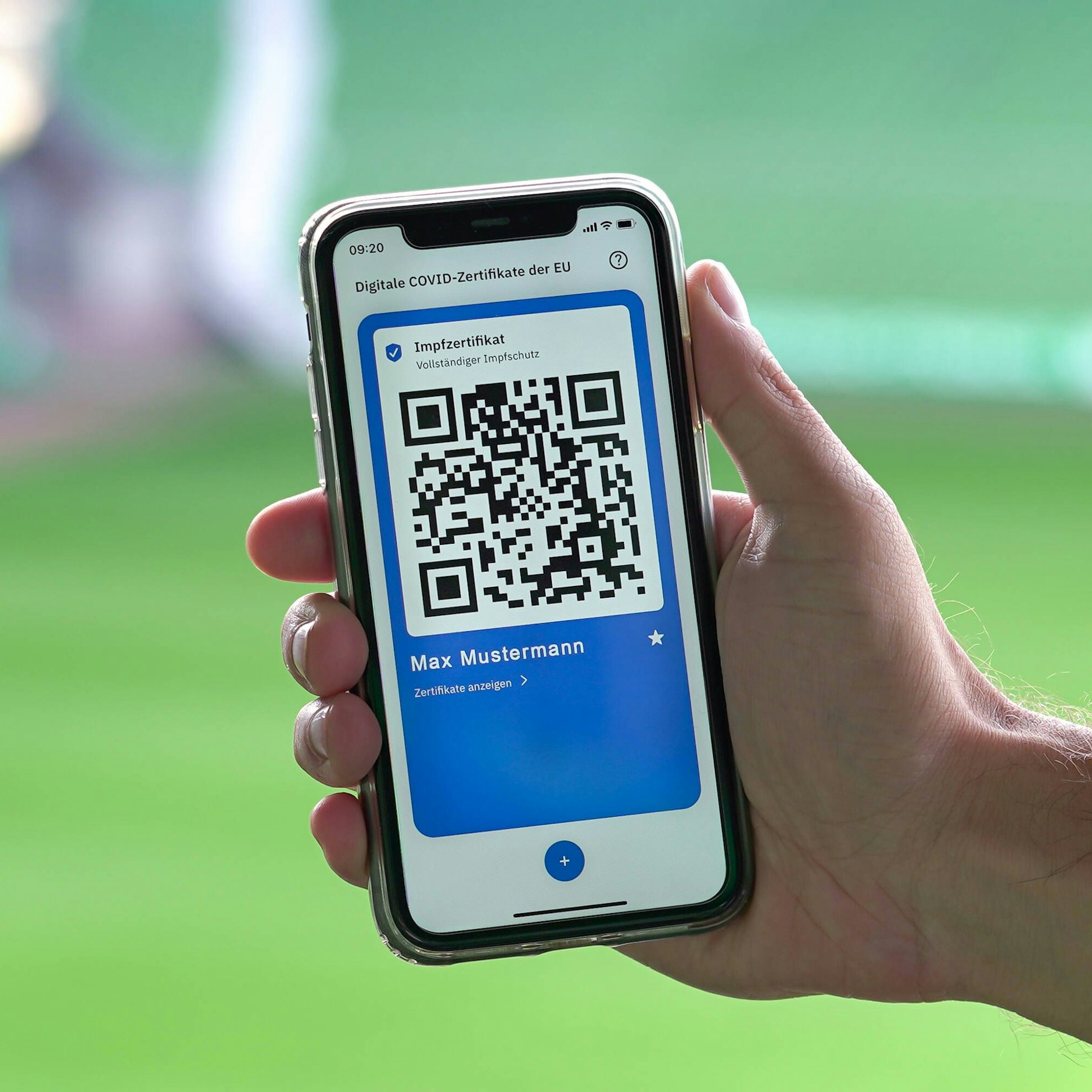 Der Impfnachweis auf dem Handy öffnet derzeit alle Türen.