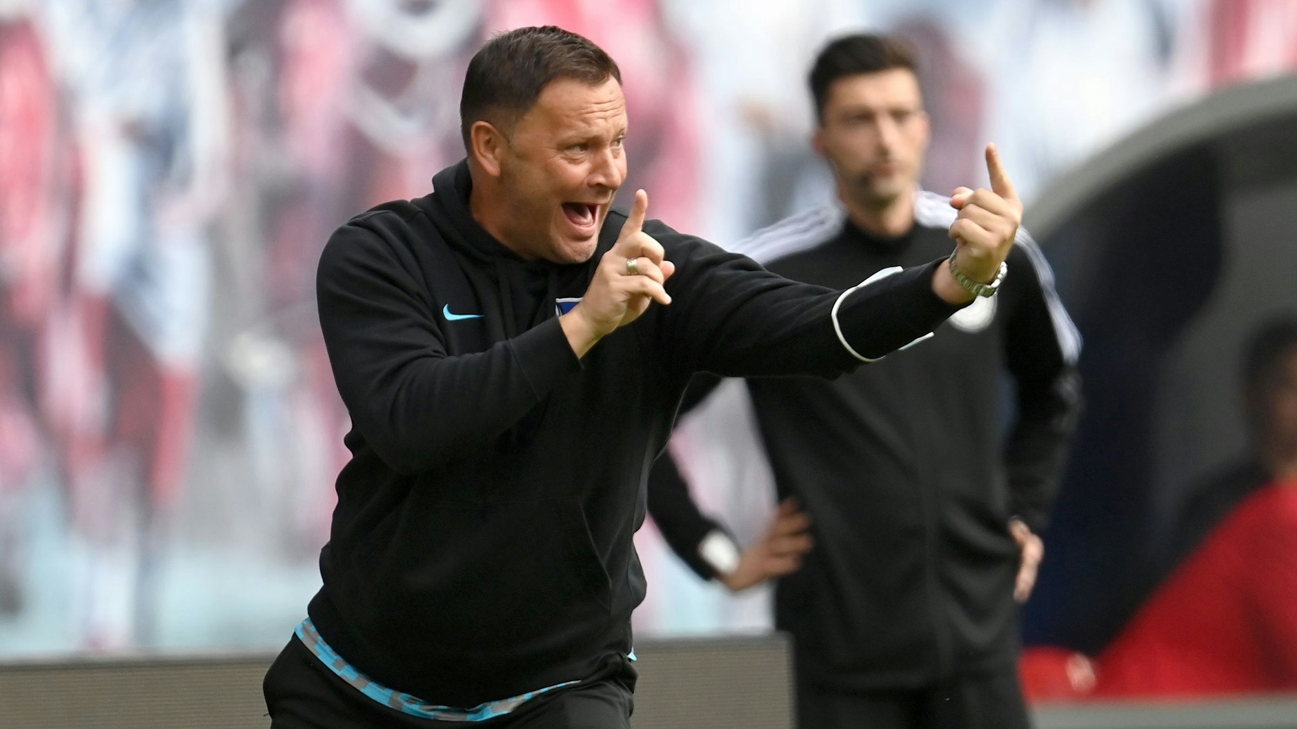 Hertha-Trainer Pal Dardai versuchte vergeblich, sein Team gegen RB Leipzig von der Seitenlinie zu coachen.&nbsp;