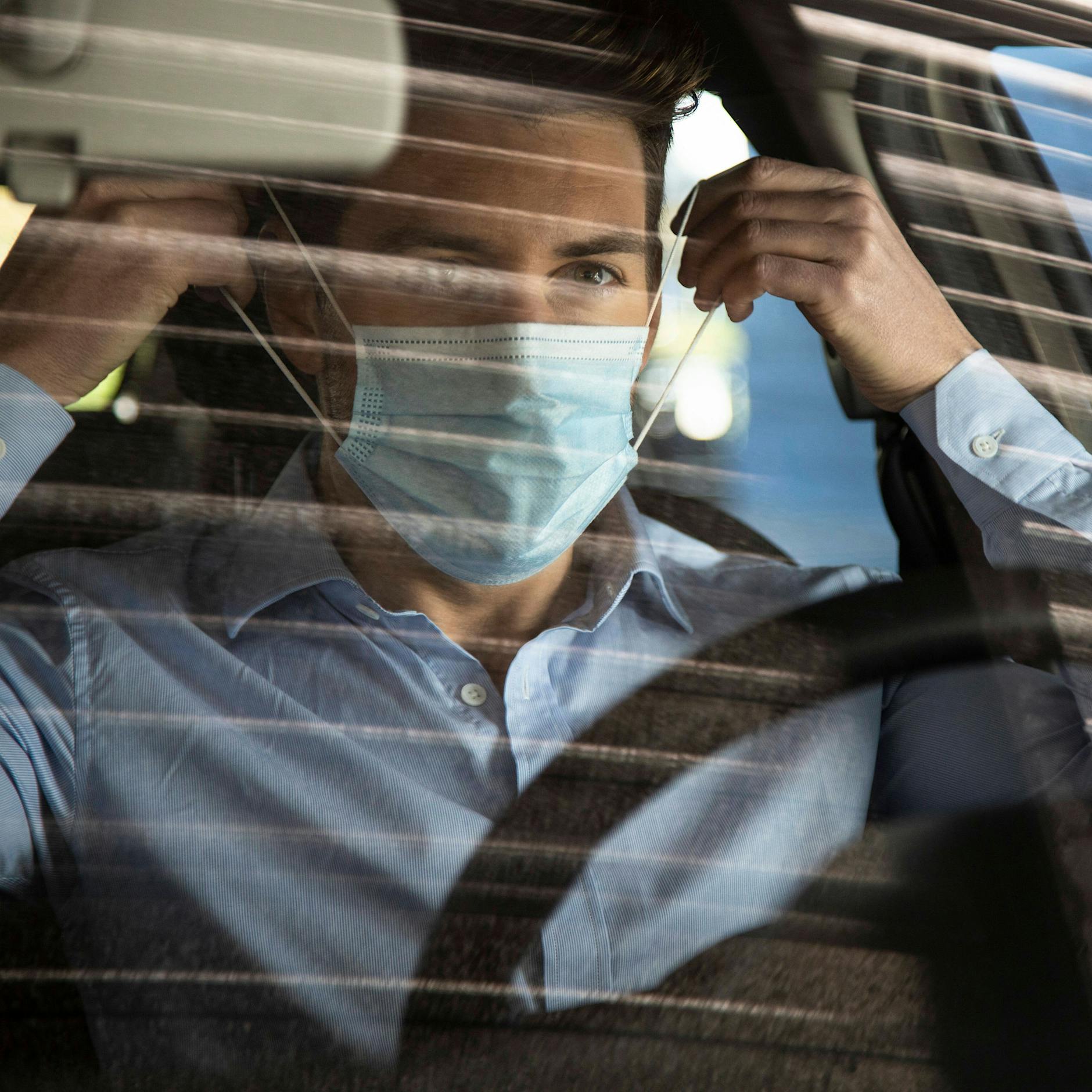 Im Verbandskasten! Mitnahme von Schutzmasken im Auto wird bald Pflicht