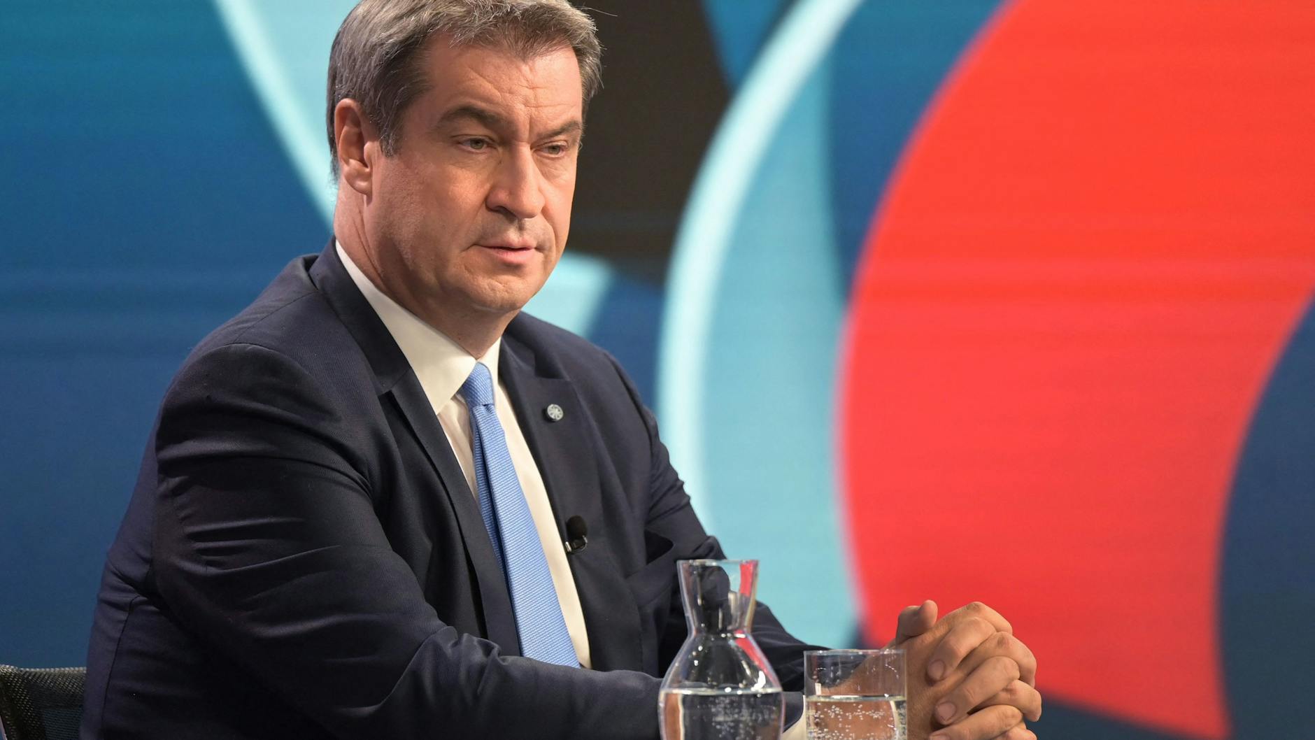 CSU-Chef Markus Söder wirft den Freien Wählern vor, mit ihrem Bundestagswahlkampf die Bildung eines „echten bürgerlichen Bündnisses“ erschwert zu haben. 