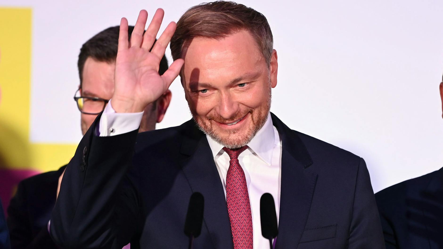 Berlin: FDP-Chef Christian Lindner bei der Wahlparty seiner Partei im Hans-Dietrich-Genscher-Haus. 