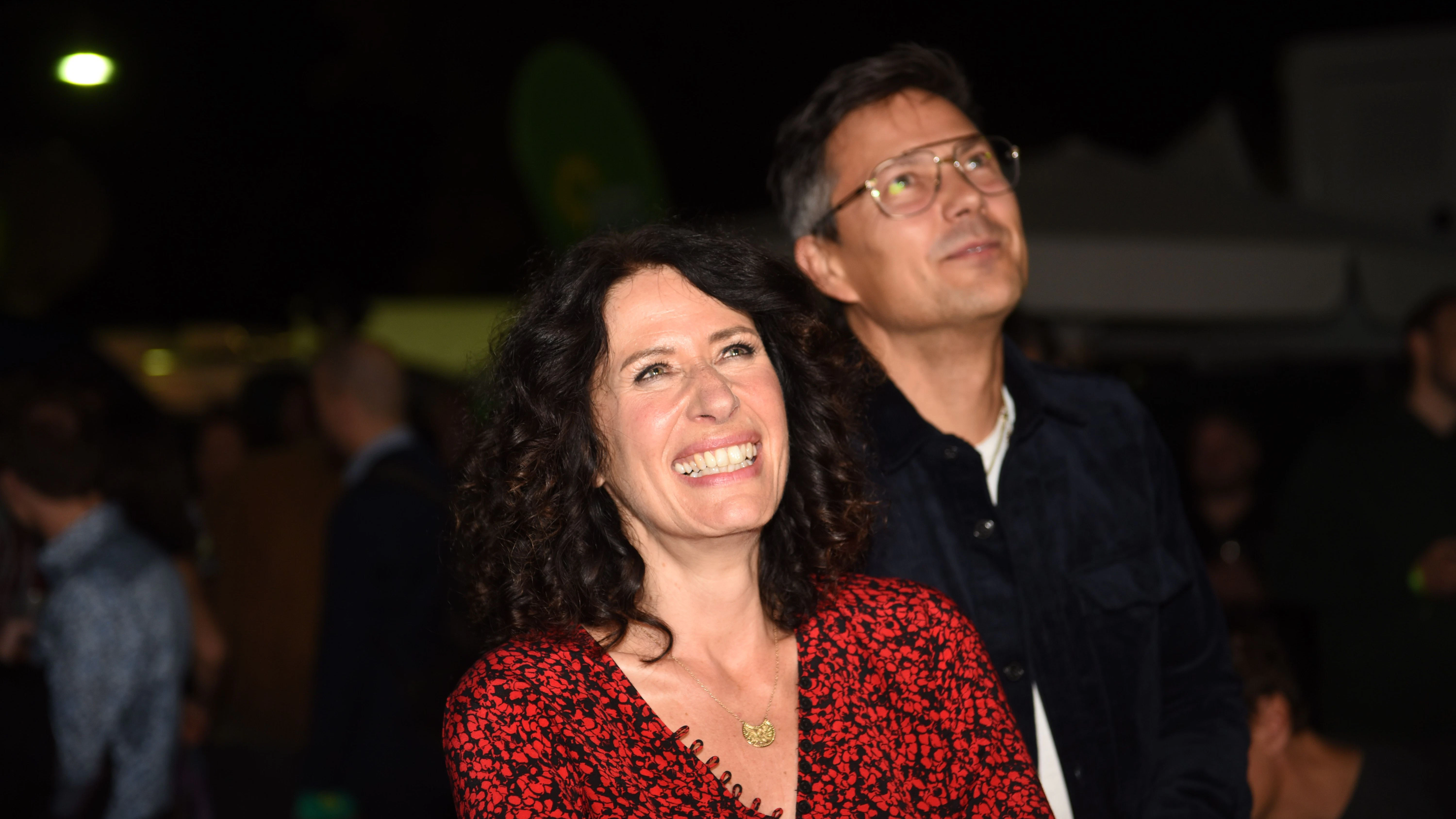 Lange Zeit lagen die Grünen mit Spitzenkandidatin Bettina Jarasch in Führung. Doch im Laufe des Abends rutschten sie auf Platz zwei.<br>