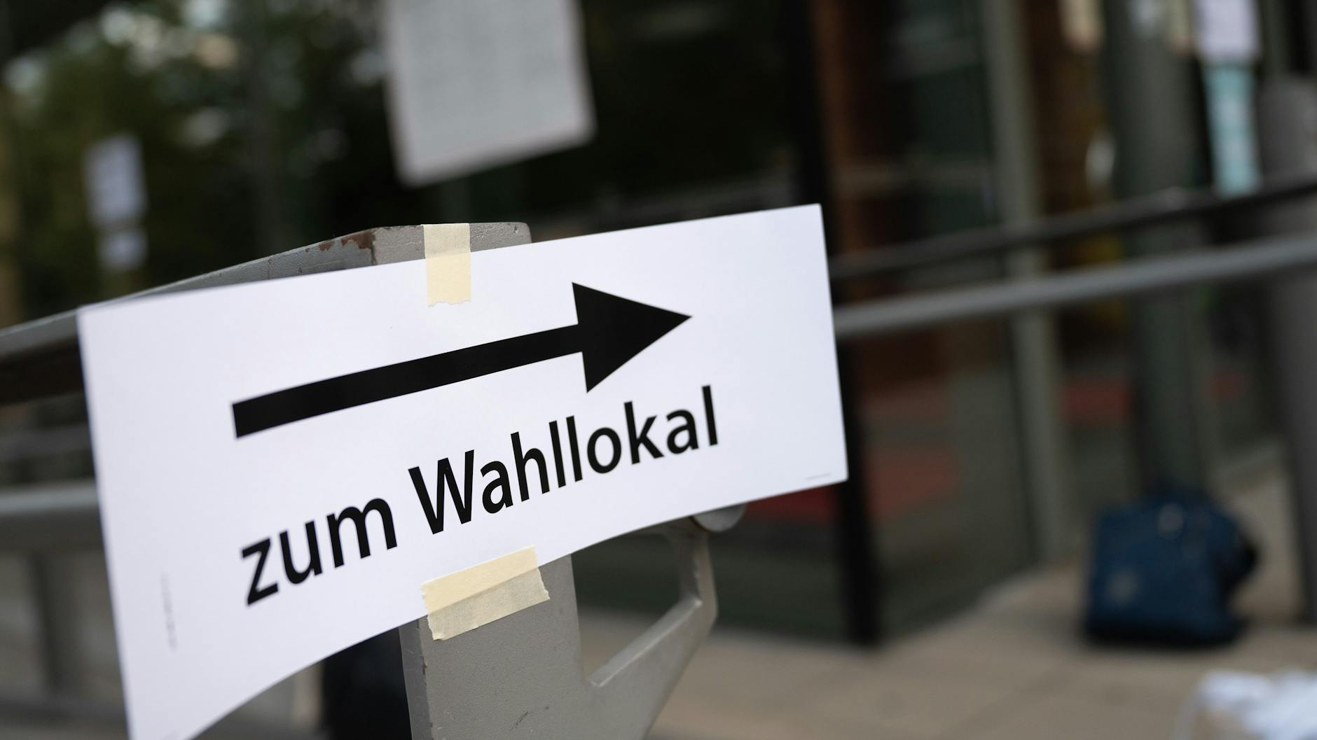 Allein im Bezirk Pankow sollen 70 Wahlhelfer fehlen.