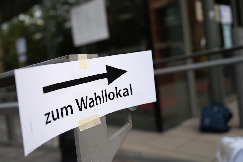 Überall in Berlin sind Wahlhelfer kurzfristig abgesprungen