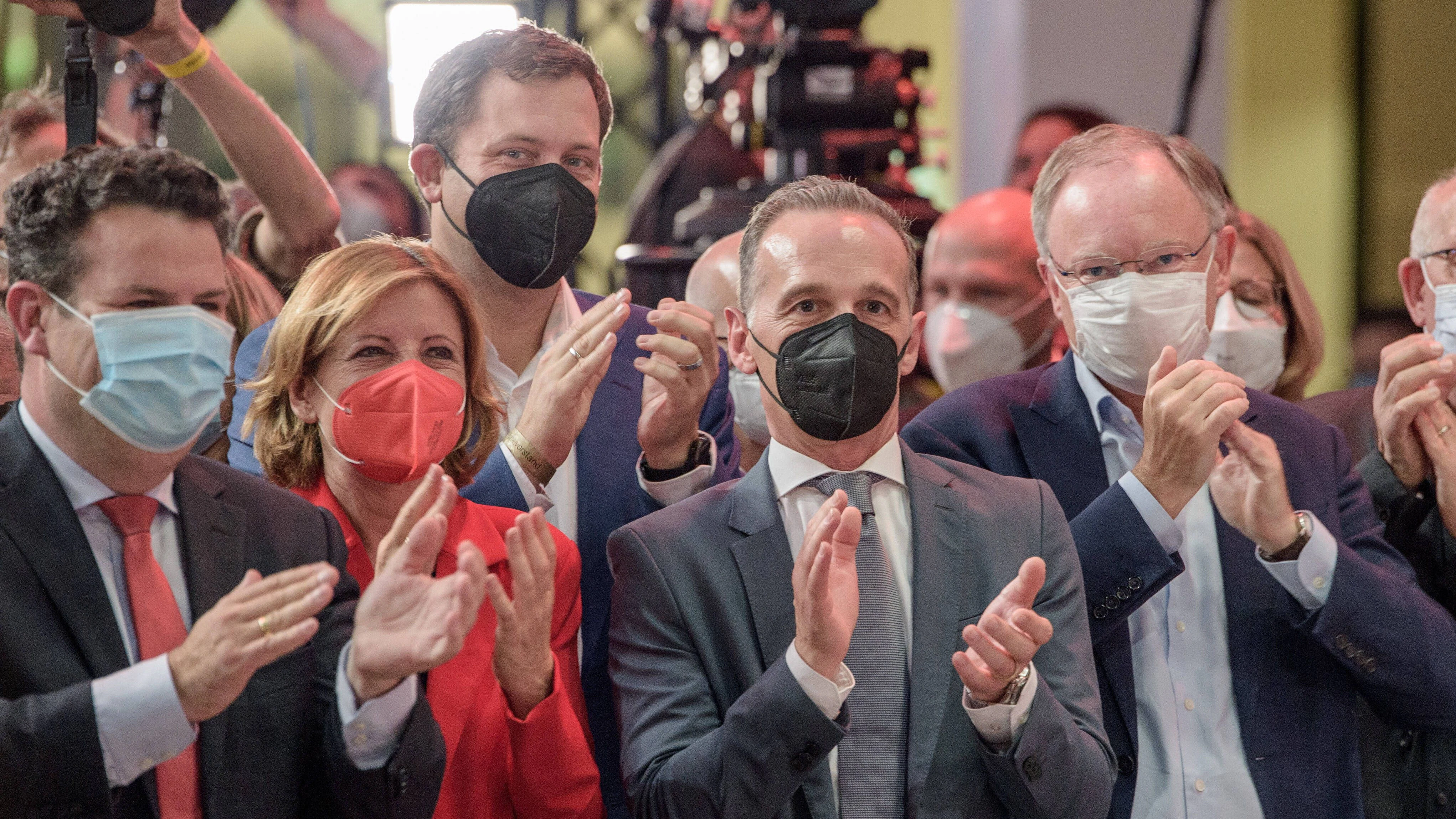 Außenminister Heiko Maas (2. von rechts) konnte Wirtschaftsminister Peter Altmaier (CDU) den Wahlkreis abluchsen.&nbsp;&nbsp;