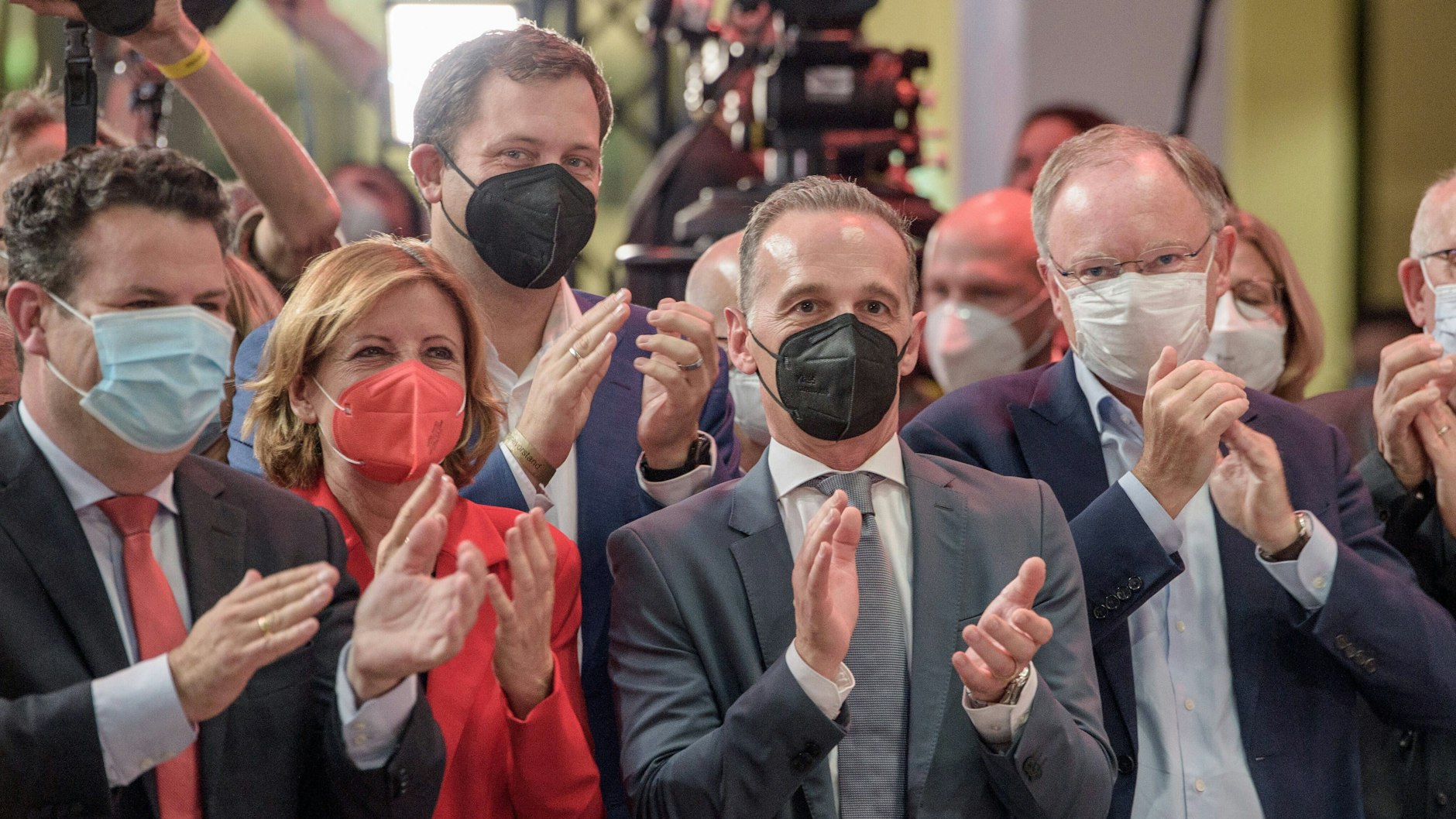 Außenminister Heiko Maas (2. von rechts) konnte Wirtschaftsminister Peter Altmaier (CDU) den Wahlkreis abluchsen.&nbsp;&nbsp;